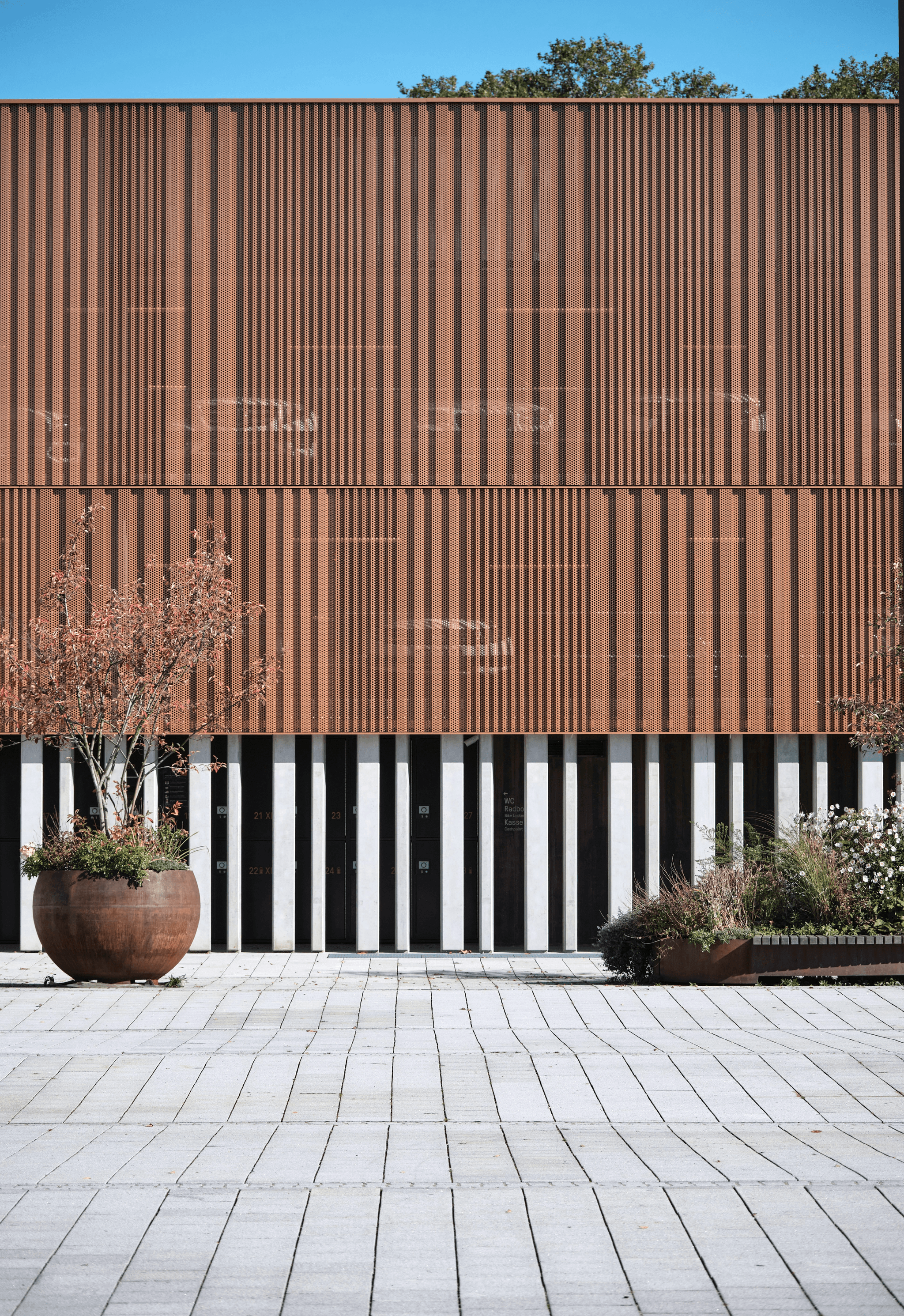 prefab container office design showcasing modern aesthetics and functionality