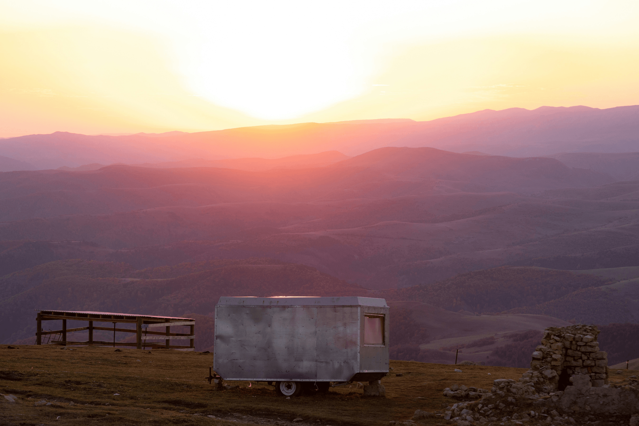 Exploring tesla mobile home price options through innovative designs.