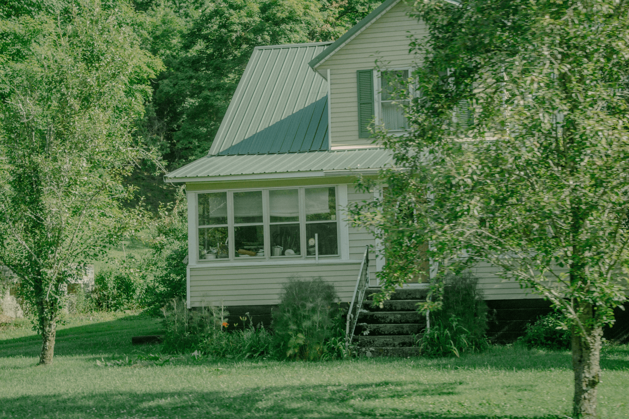 Explore stylish house plans that cost 100k to build