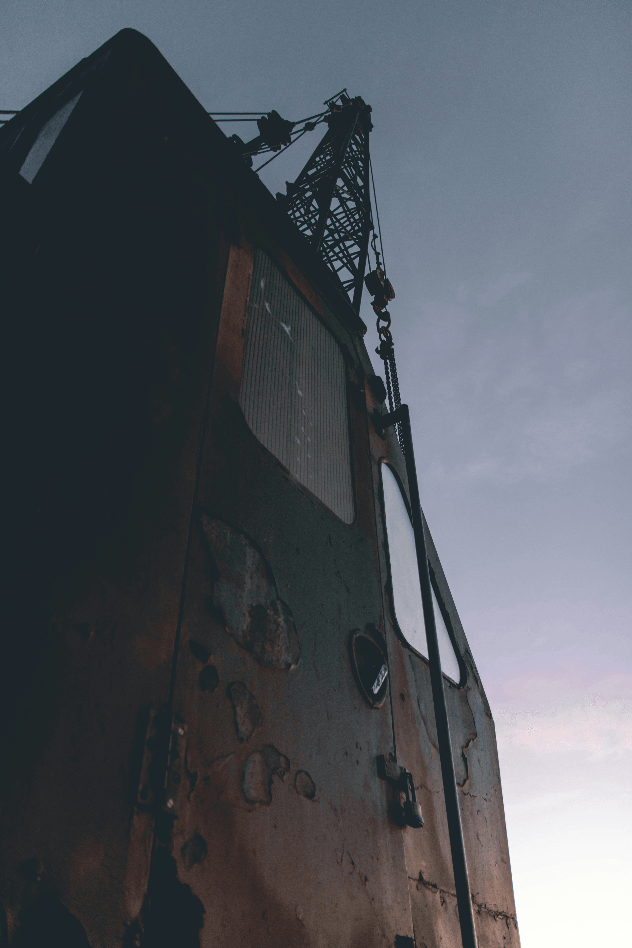 Crane inspection China reveals weld failure in truck crane