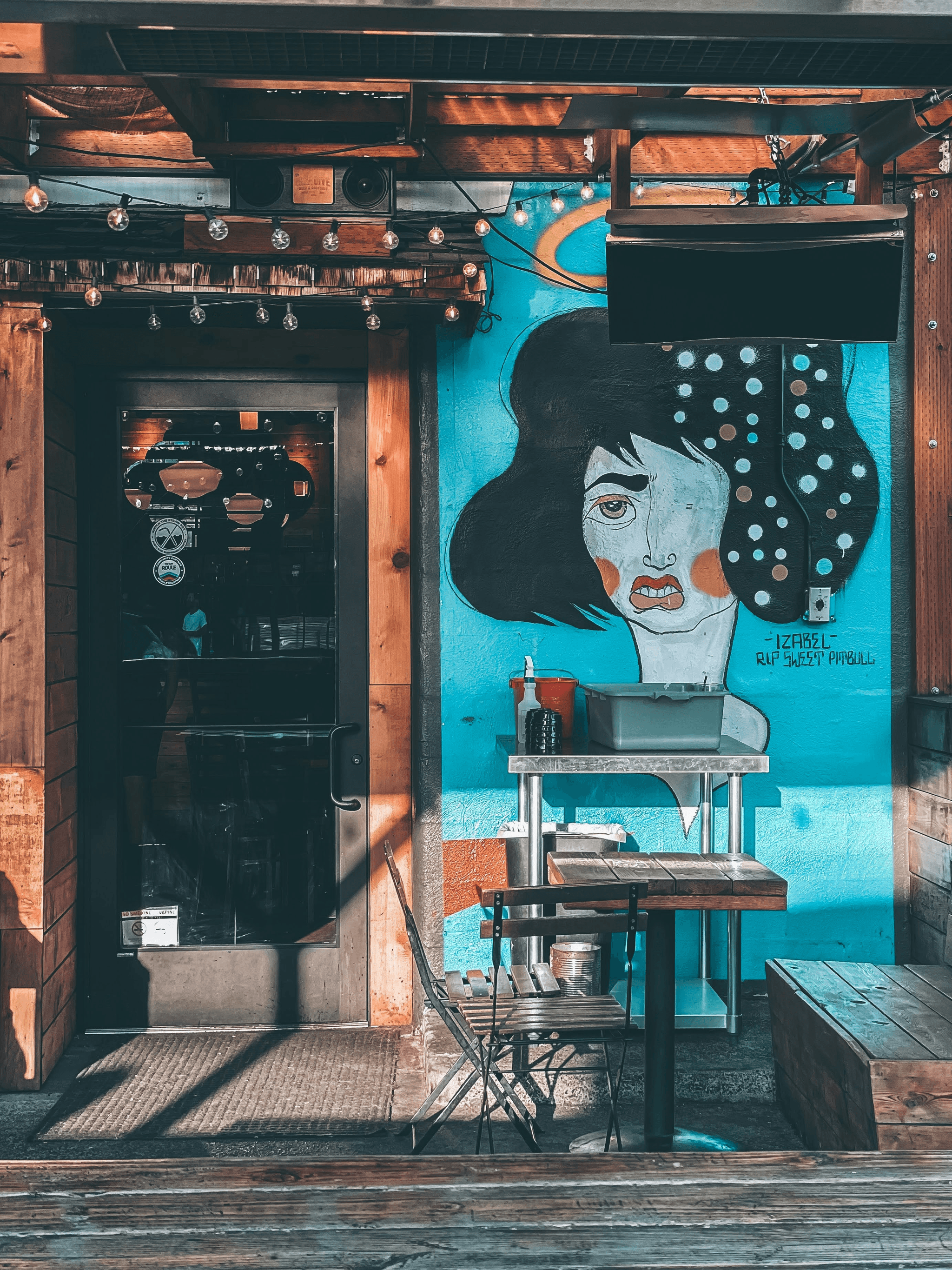 artistic coffee shop container