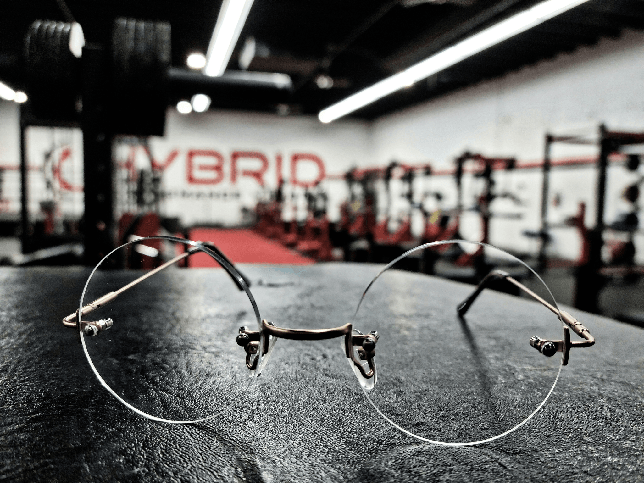 Choosing high plus prescription glasses for perfect fit