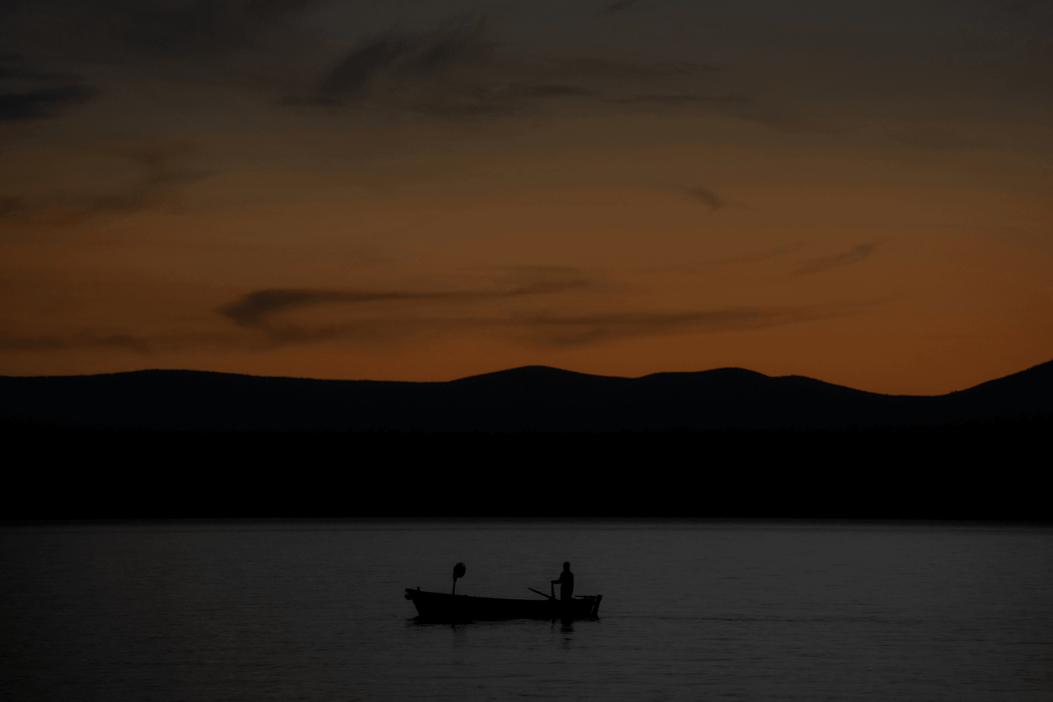 Explore different options influencing 16 ft aluminum boat price.