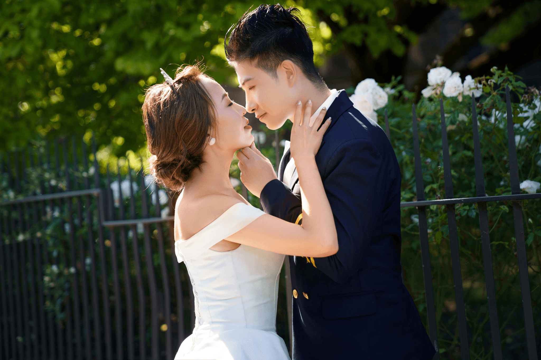 Our professional consultant team will provide comprehensive wedding planning advice to ensure your big day is worry-free. professional consultant Our service wedding dress shooting ✕ boutique dress ✕ professional consultant ✕ ceremony design