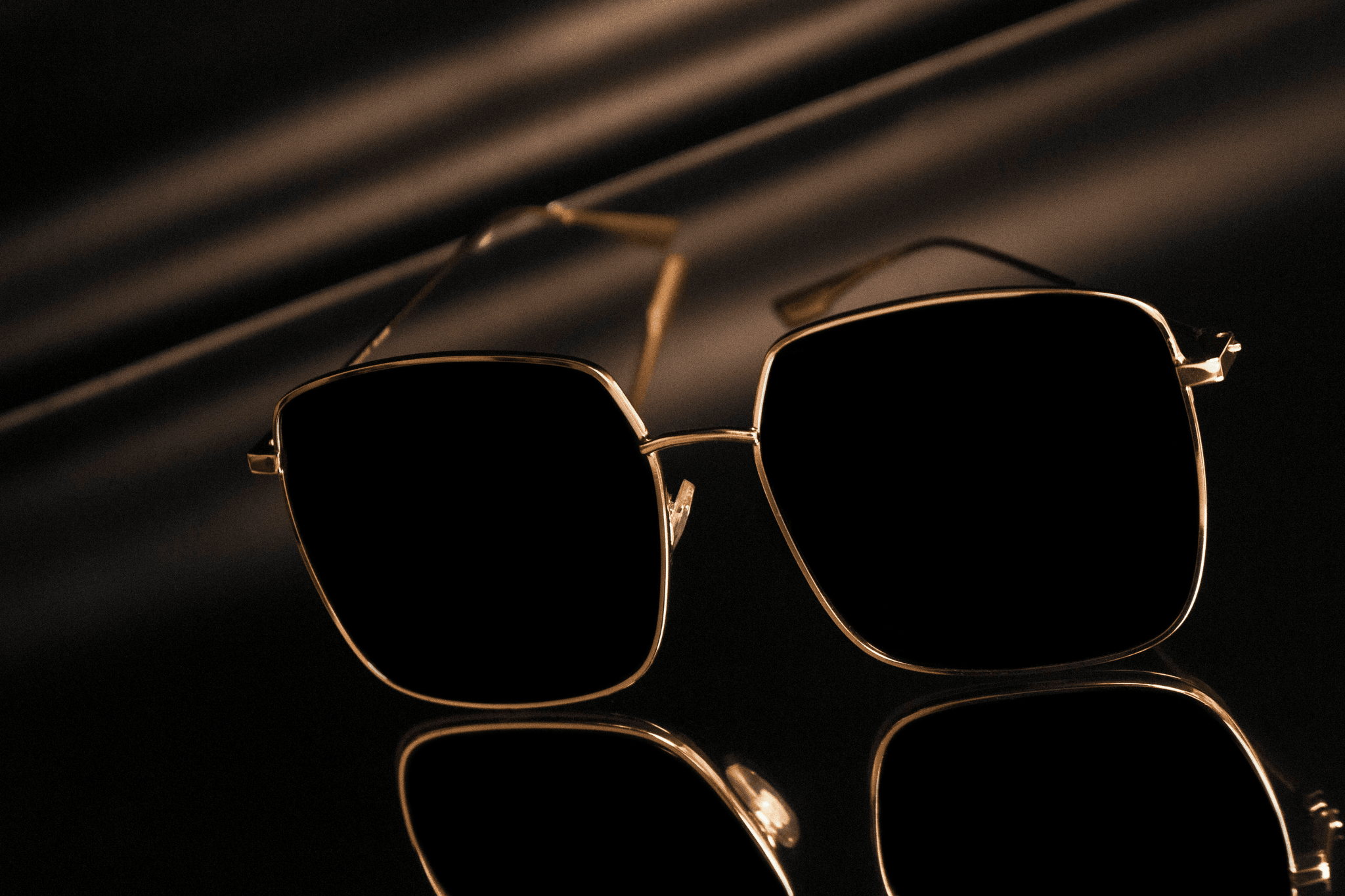 Custom sunglasses with logo for branding