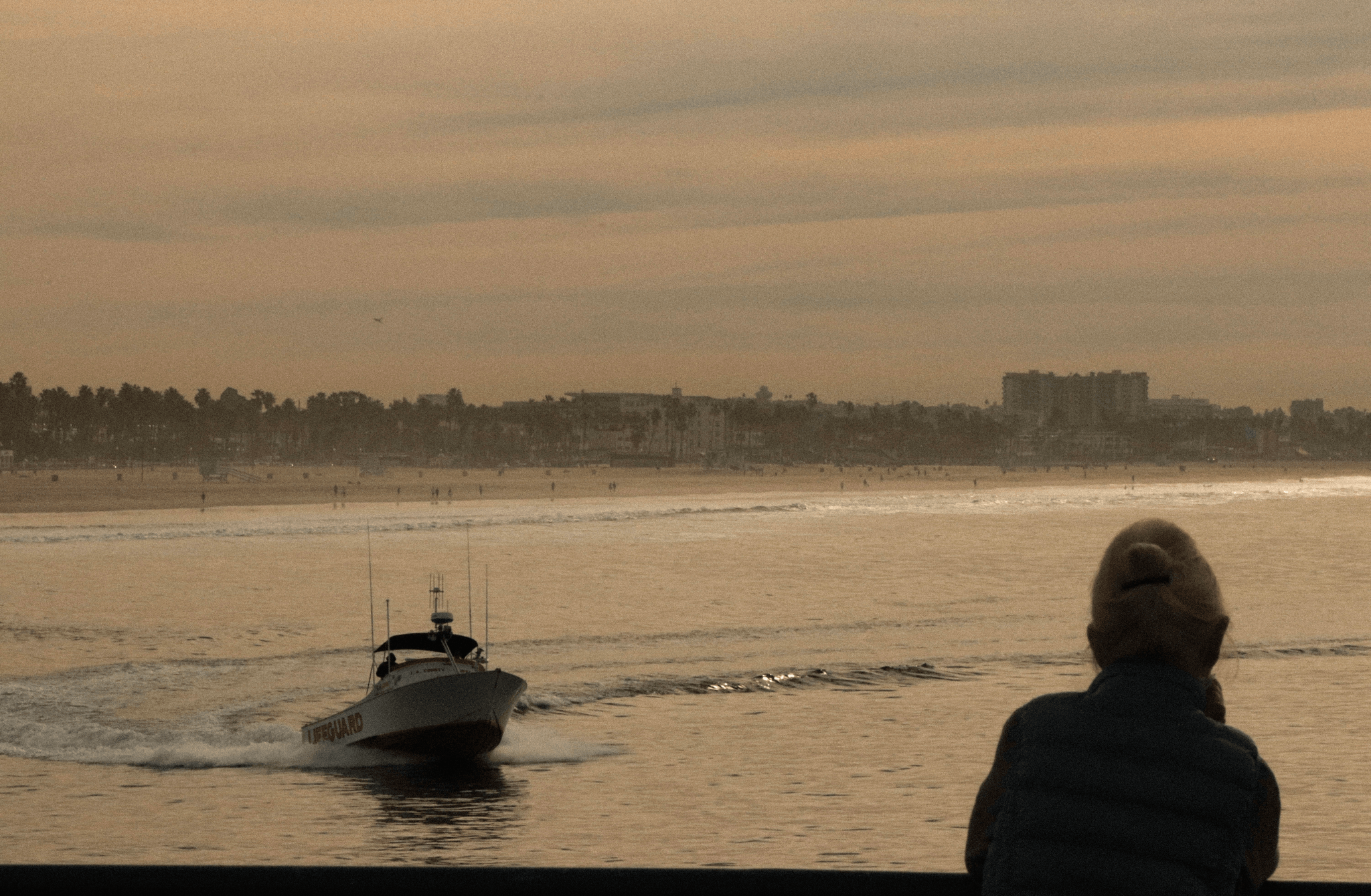 Small aluminum boat inspection for routine maintenance