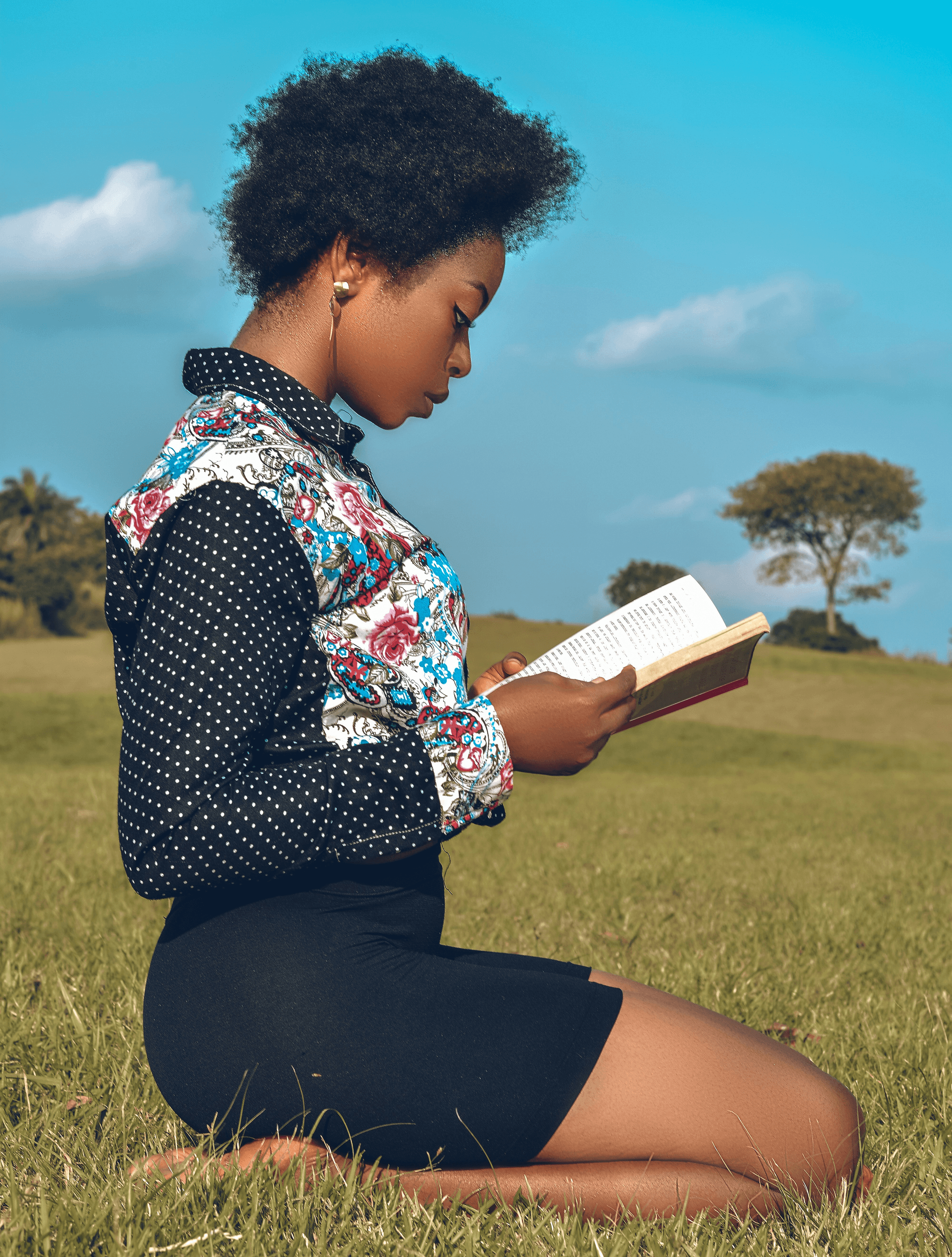 Content and promotion of reading materials; to include books, by the writing group: Baker-Books. An informative guide and suggestion as to making your home more comfortable for a reading environment, such as workstations and more. Tips in starting a writing career, as well.