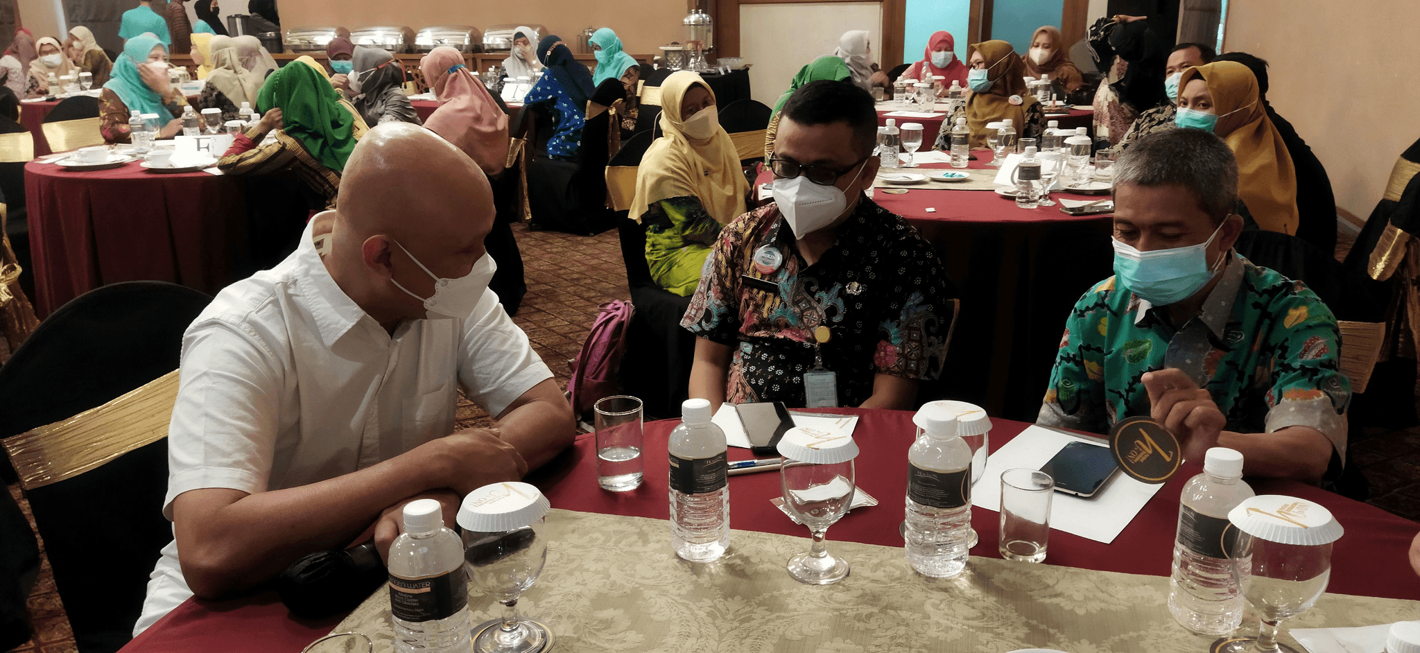 Gathering feedback for labor accommodation camps