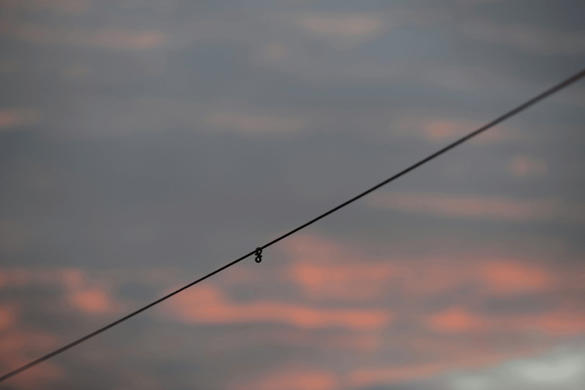 armor rod aluminum installation on power line