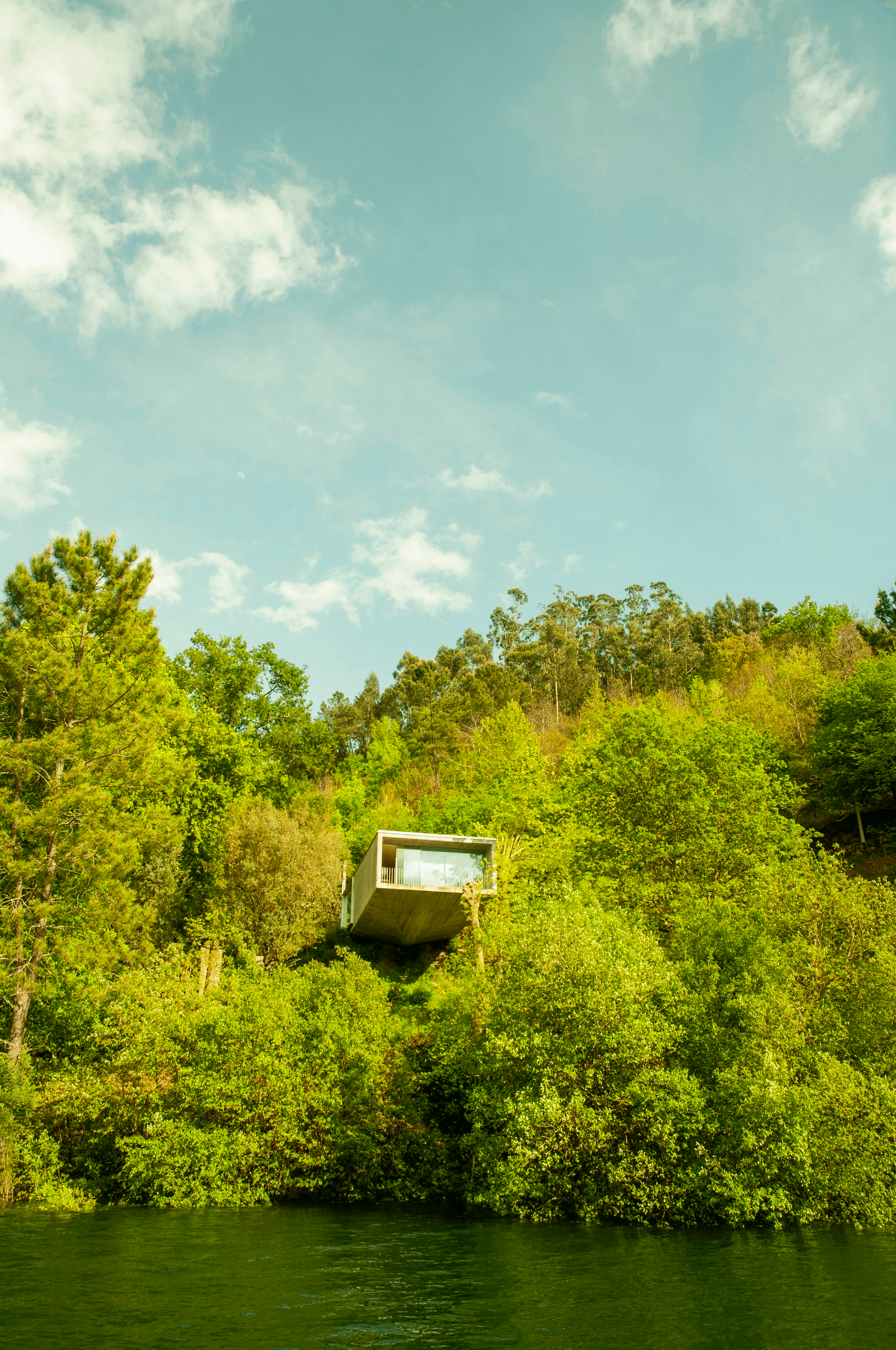 folding container house usa - innovative design from PreFab Inc.