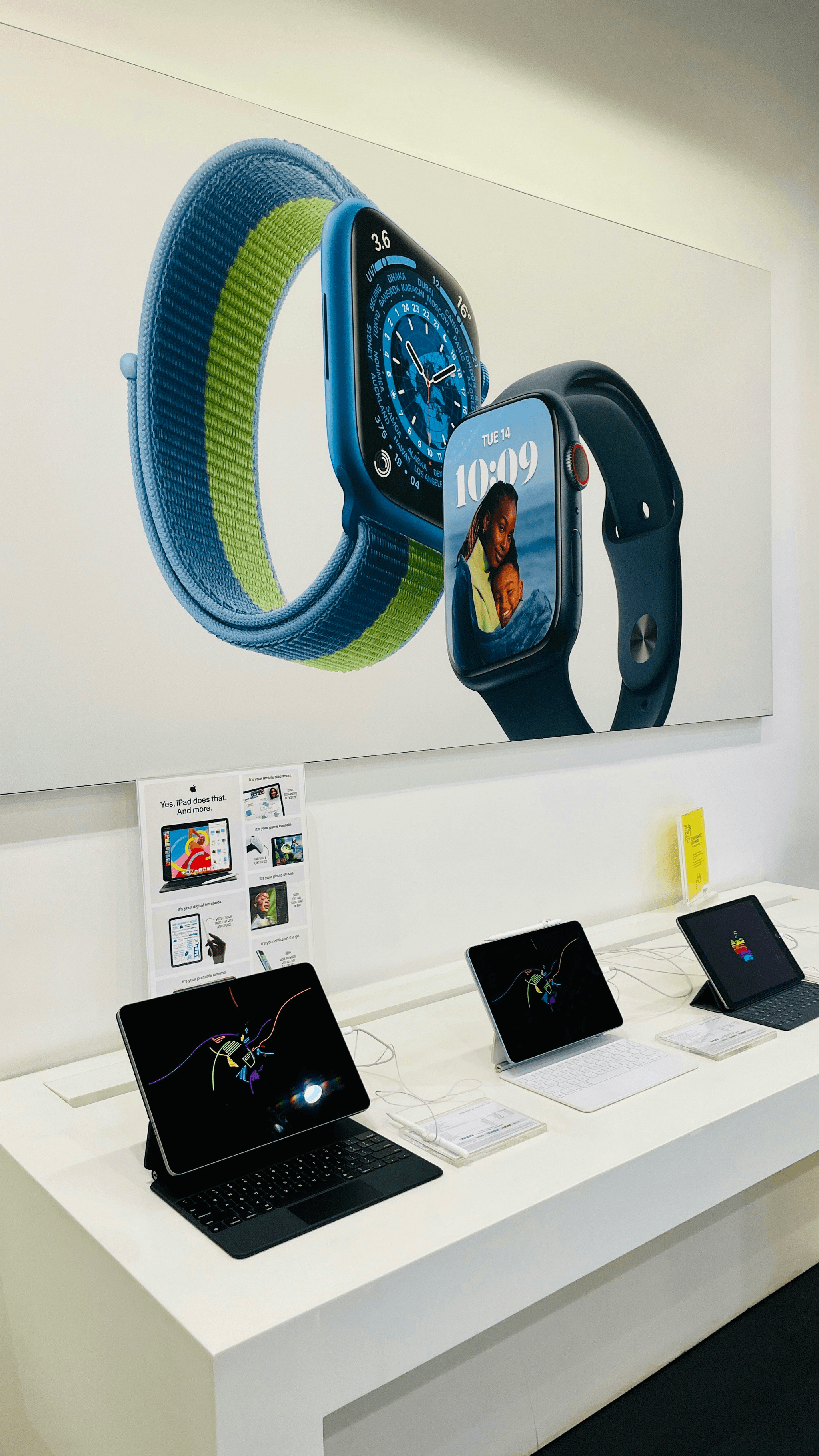 Showcasing diverse products from china vendors including electronics and fashion.