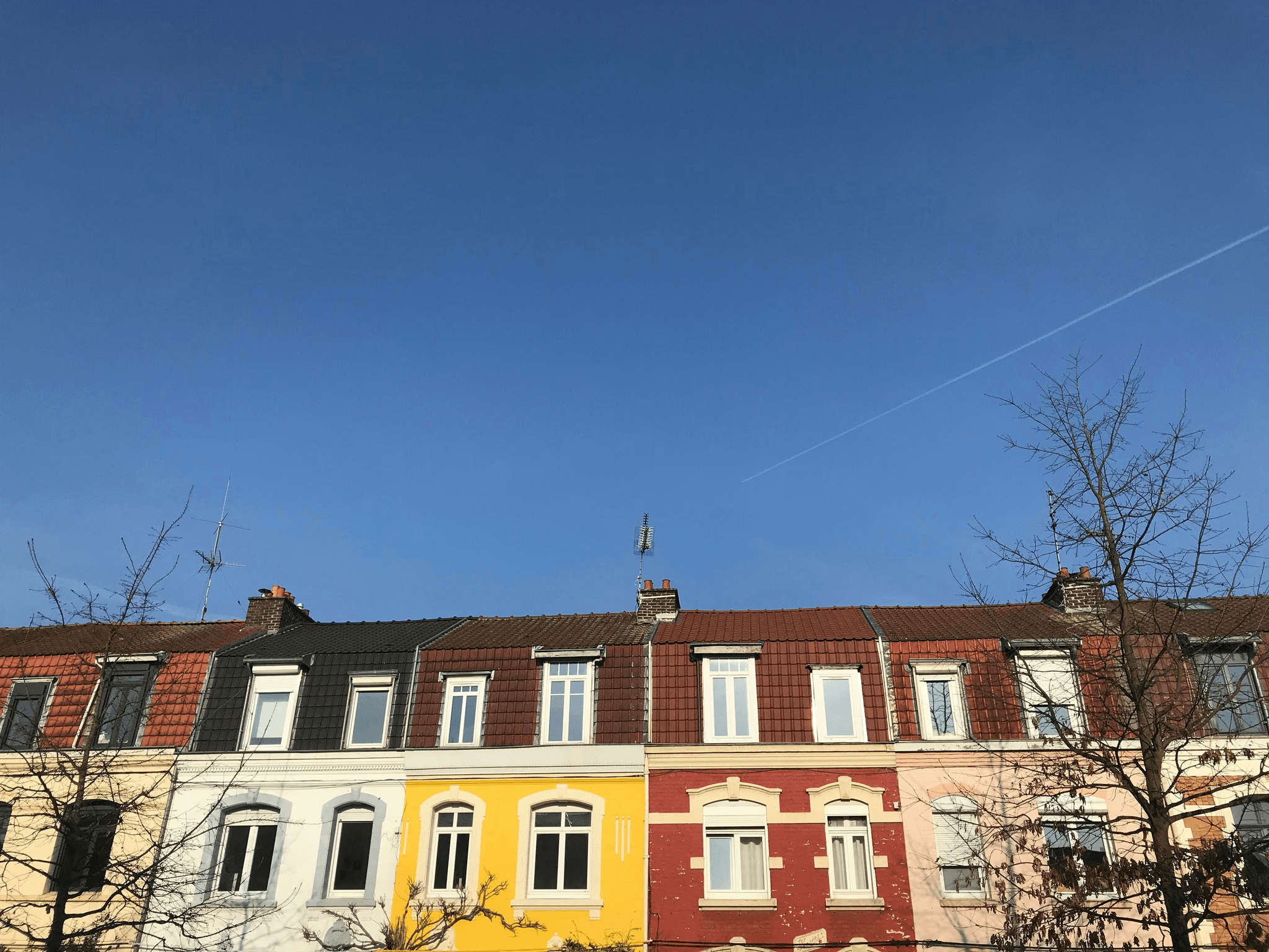 is it cheaper to buy a prefab home or build?