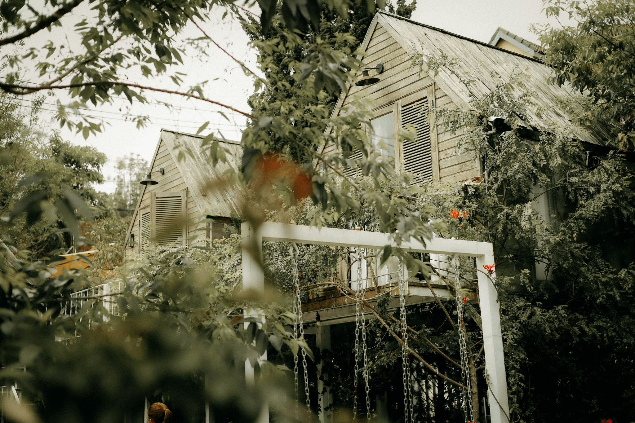 Families living in beautiful 4 bedroom prefab homes under 100k