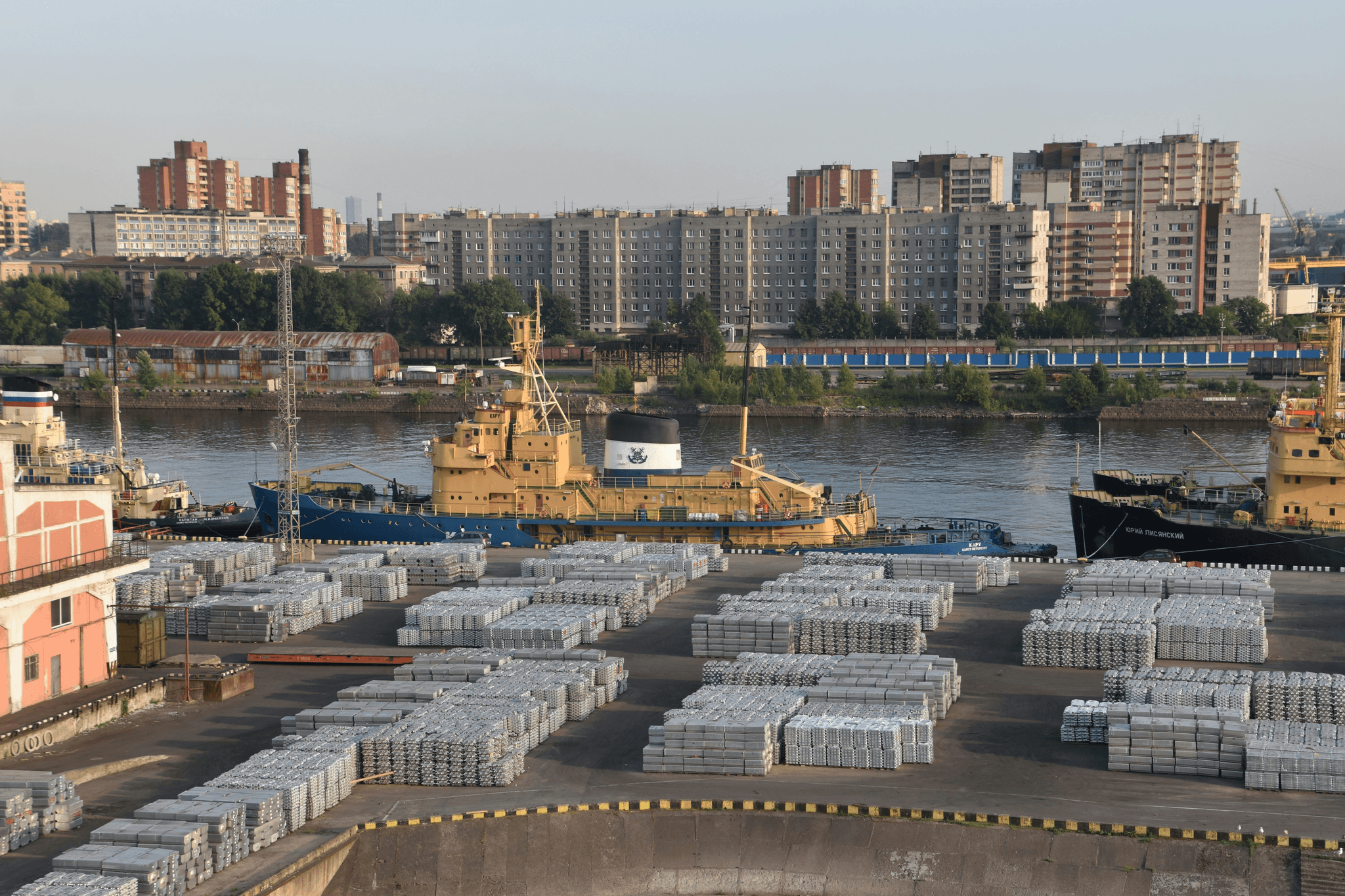 Asian seaport logistics