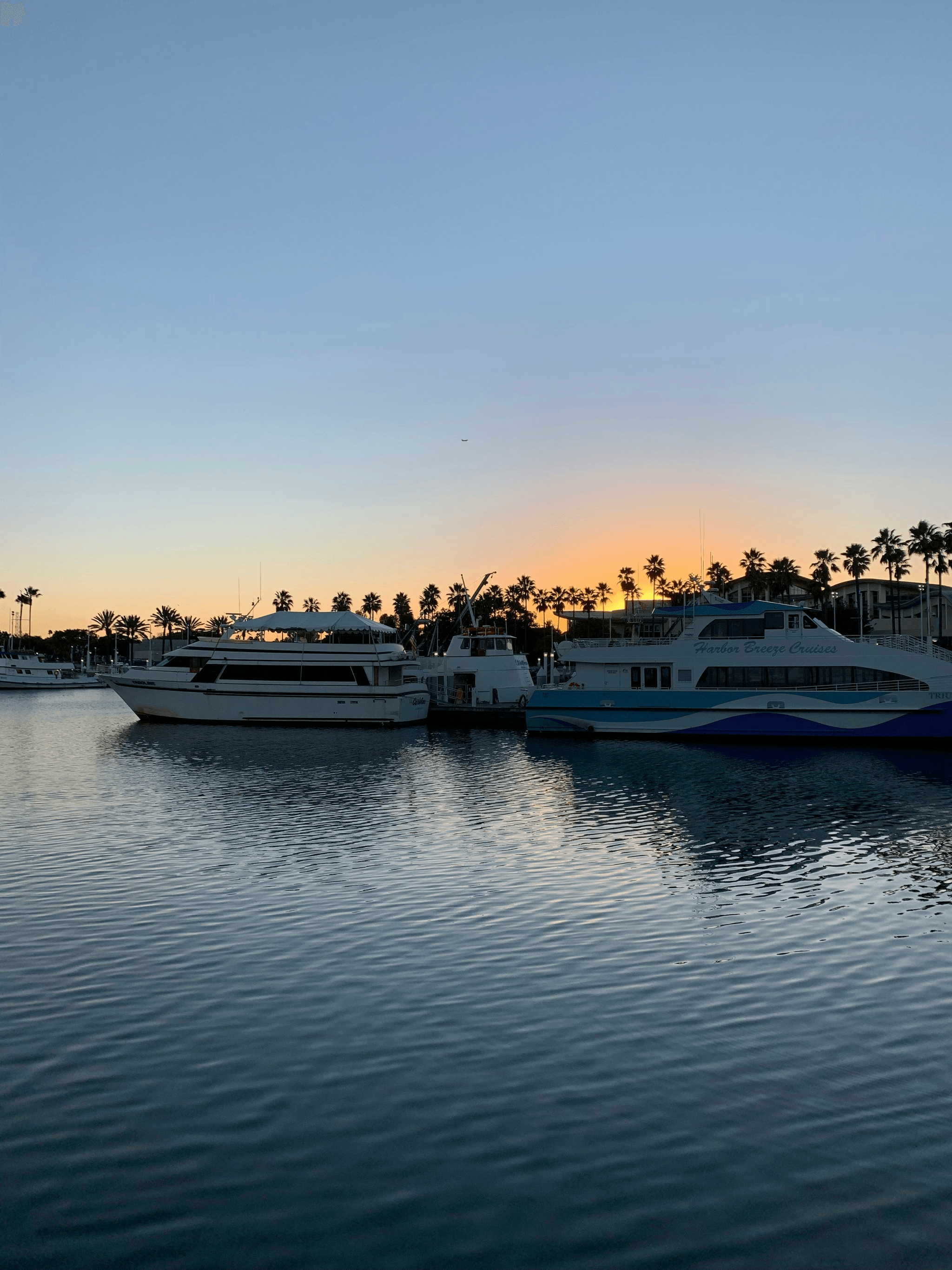 Explore our range of aluminum houseboat hulls for sale