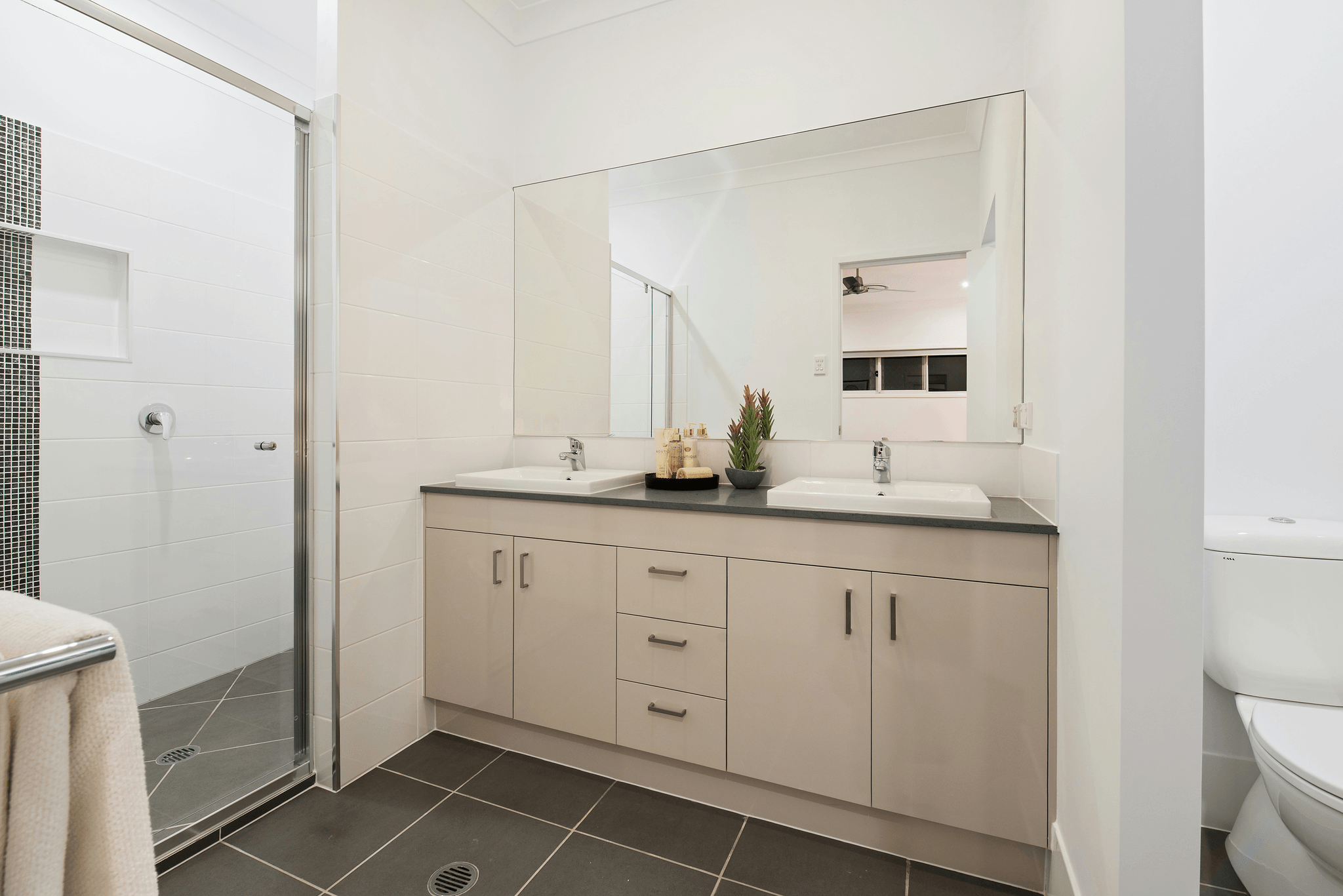 Maximizing storage in a small modular bathroom