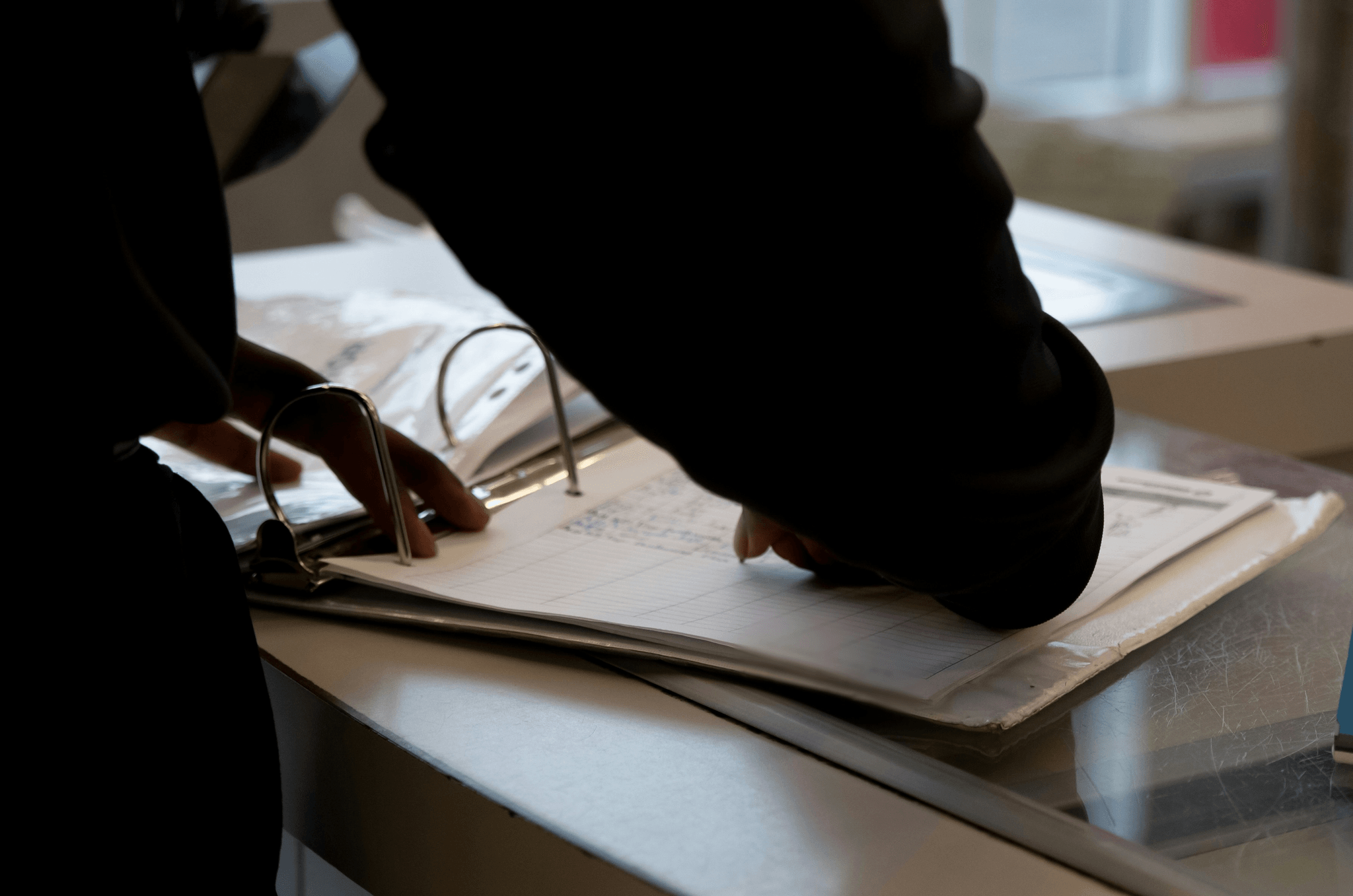 QC Auditor Integrity: safeguarding confidential info from external influences.