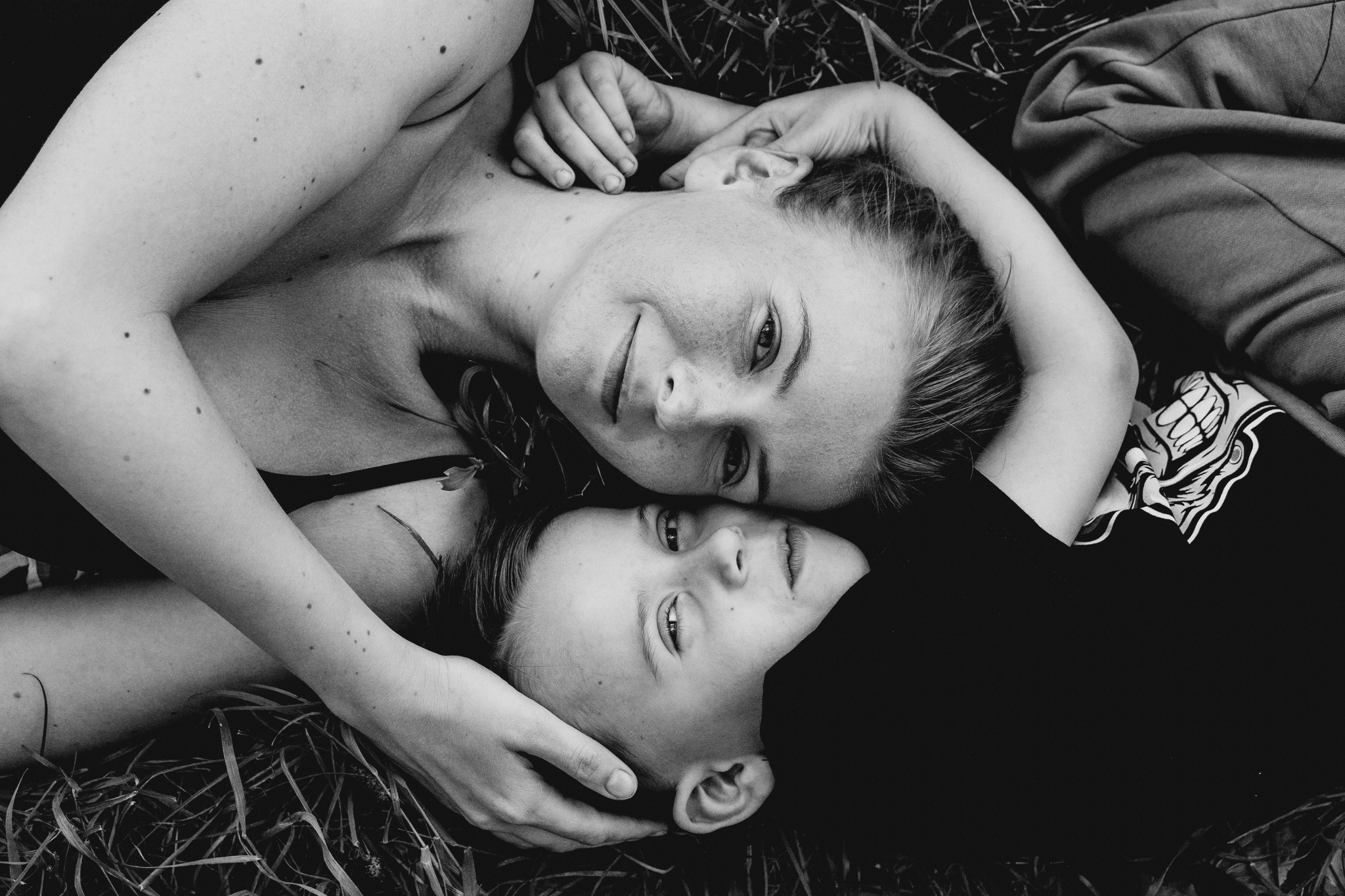 We hold periodic workshops to teach mothers new skills, whether in parenting or in areas of daily life. These workshops help mothers develop their skills and increase their self-confidence. workshops and training What we offer to mothers Help for mothers