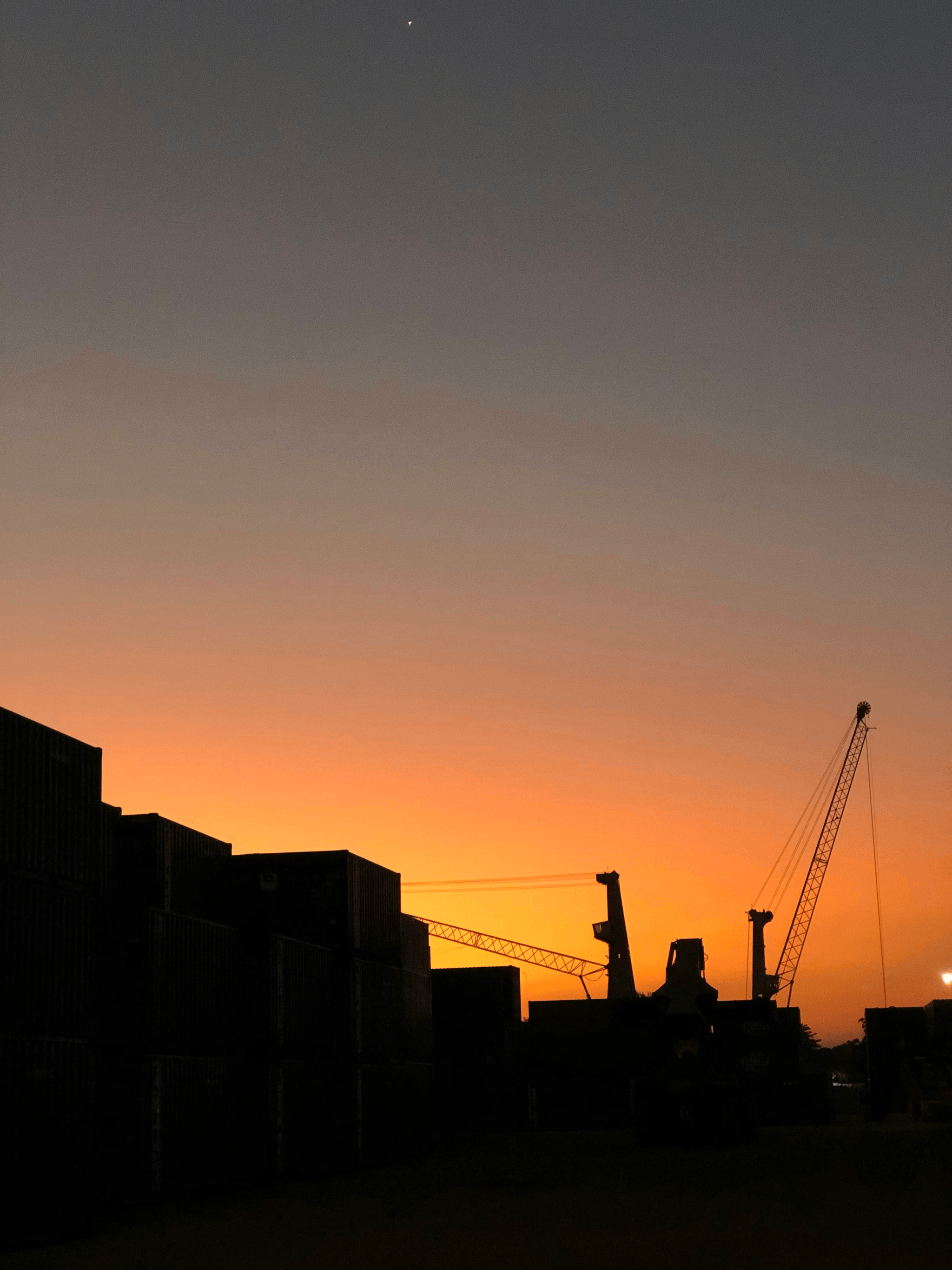 ecommerce sourcing logistics processes