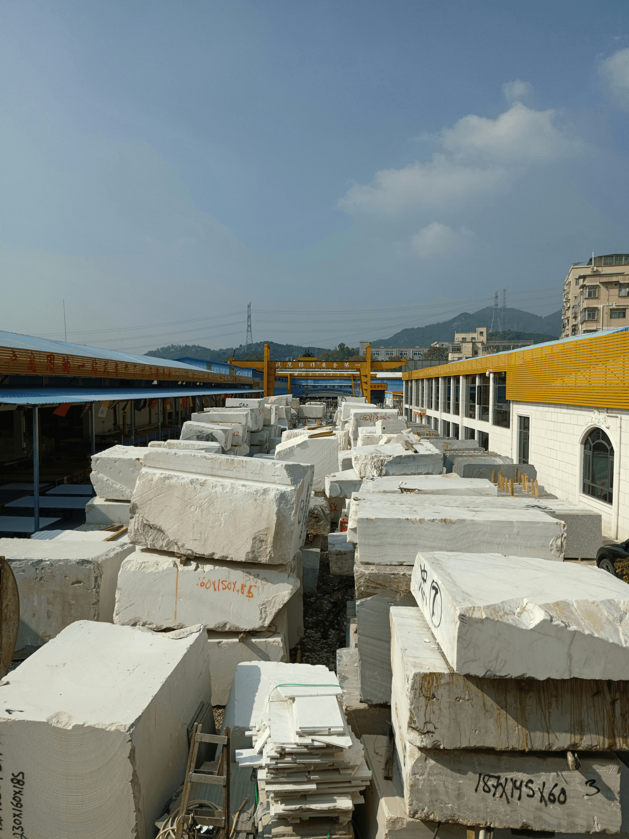 Timely delivery by imported marble manufacturers