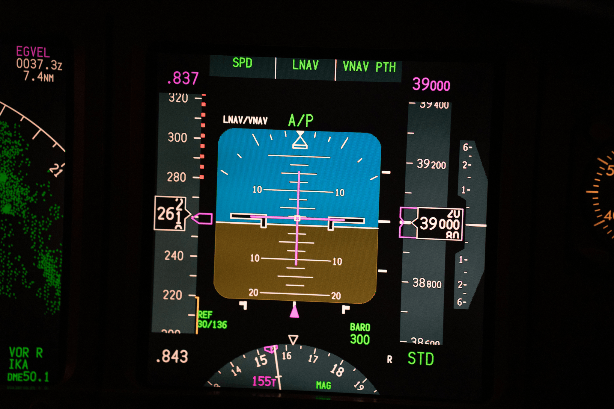 what is dme in aviation cockpit showing distance measurements