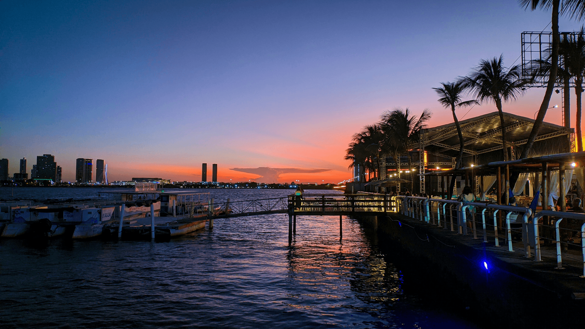 Find an amazing aluminum houseboat hull for sale today!