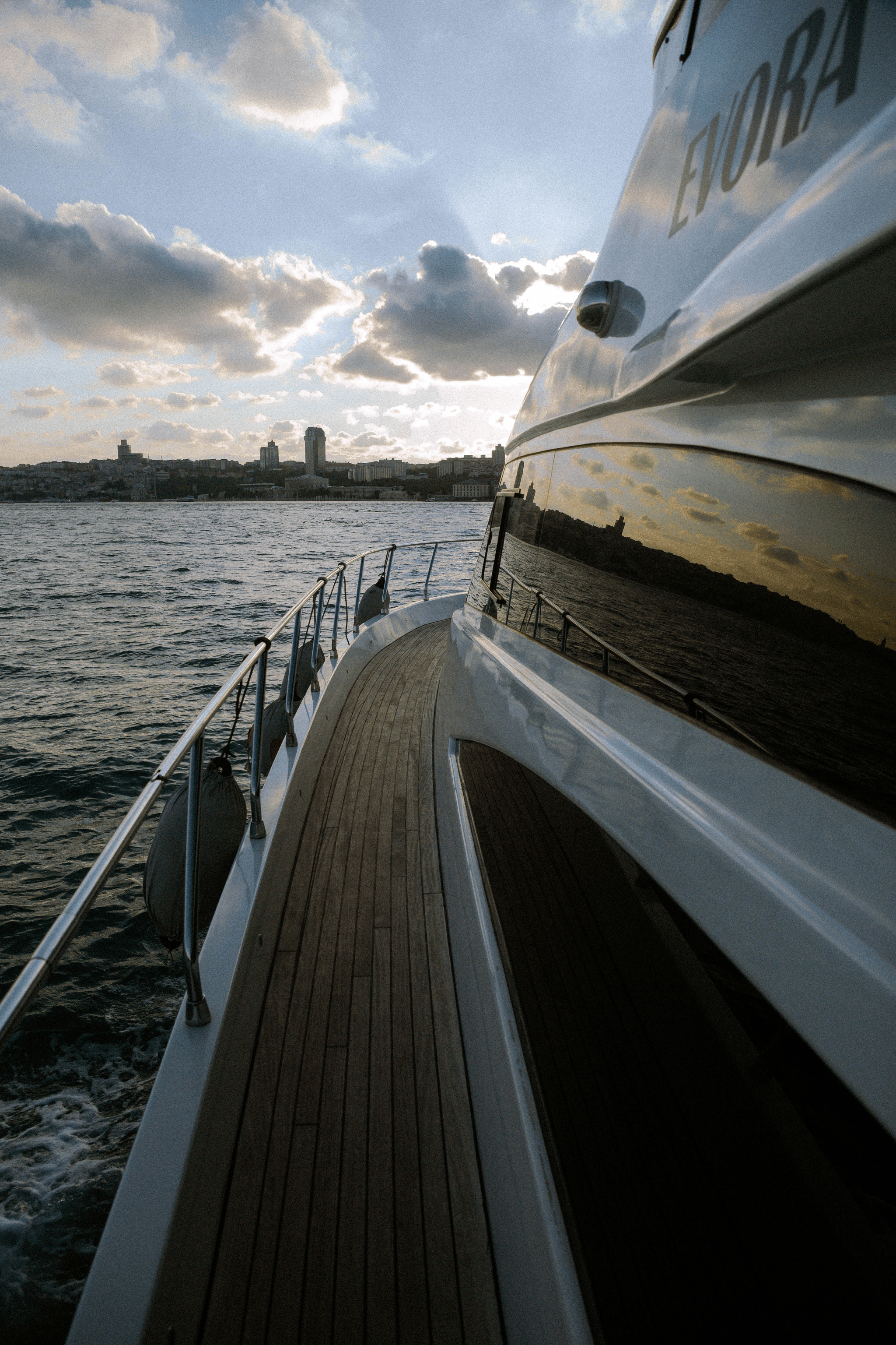 pontoon flooring options featuring durable synthetic decking