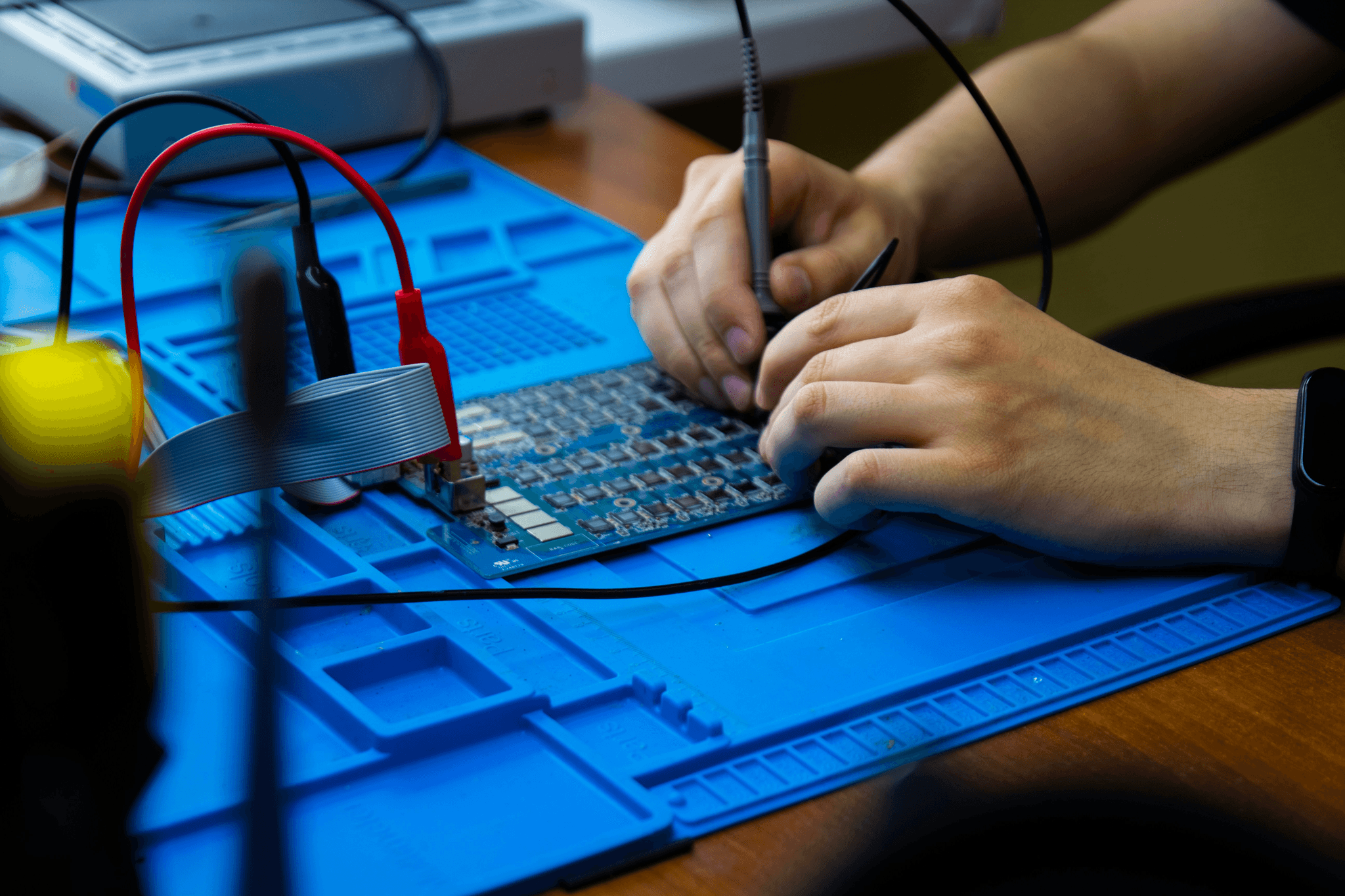 electronic component testing tools used in effective evaluations