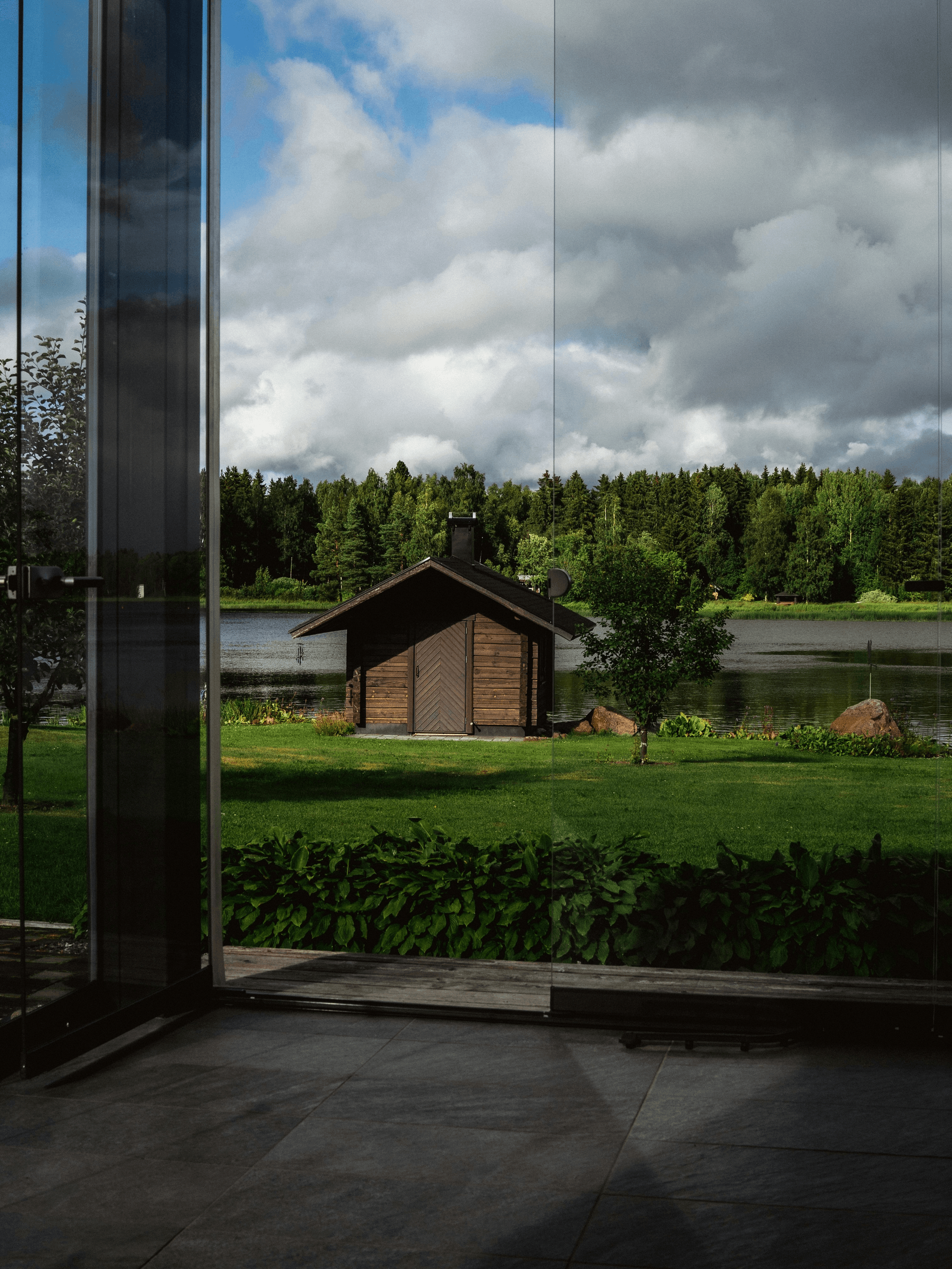 Innovative detachable house design by PreFab Inc.