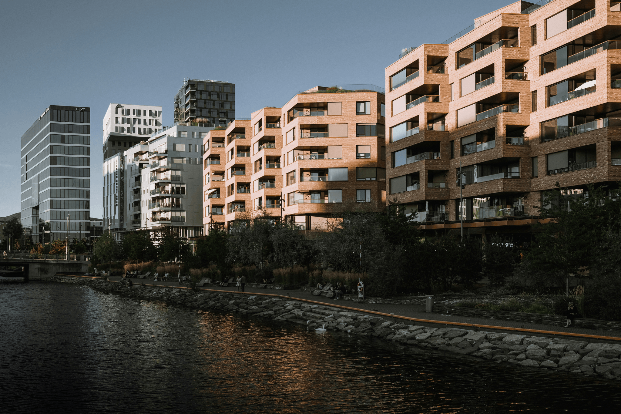 Comparison affecting modular home price based on urban vs rural settings.