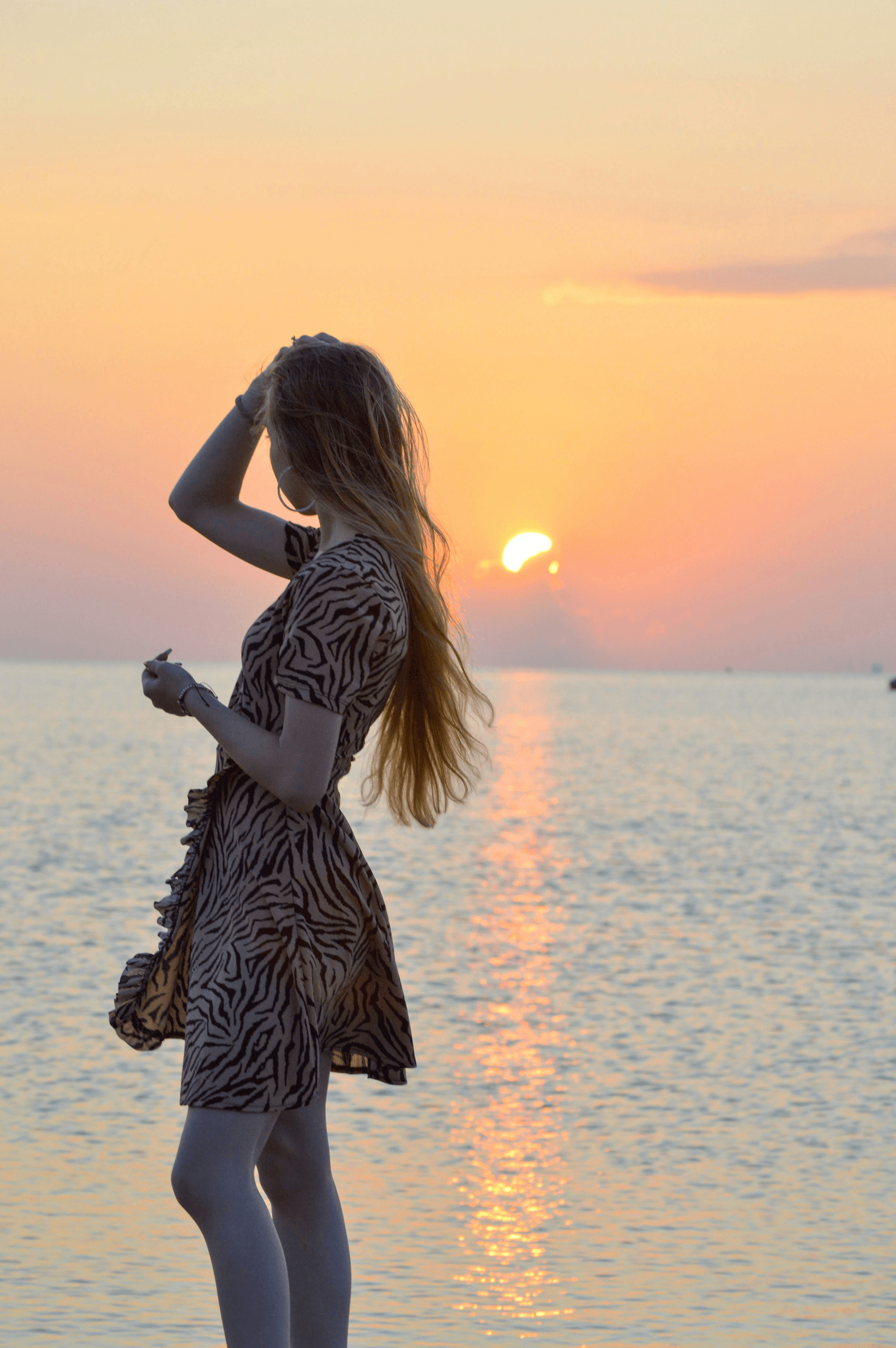 best hair color for summer skin tone options showcased in vibrant blonde balayage.