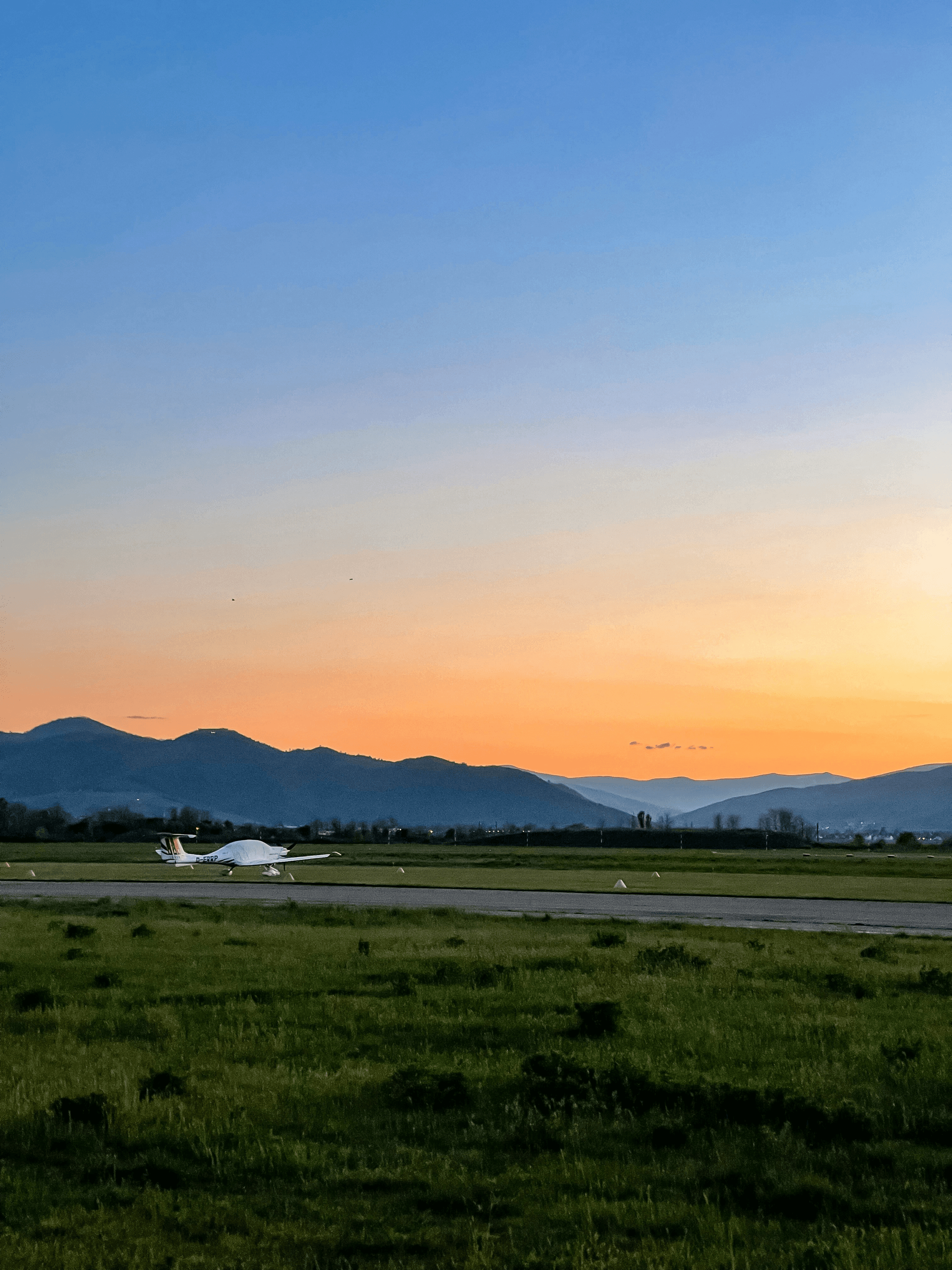 aviation fuel trailers enhancing operational efficiency in aviation