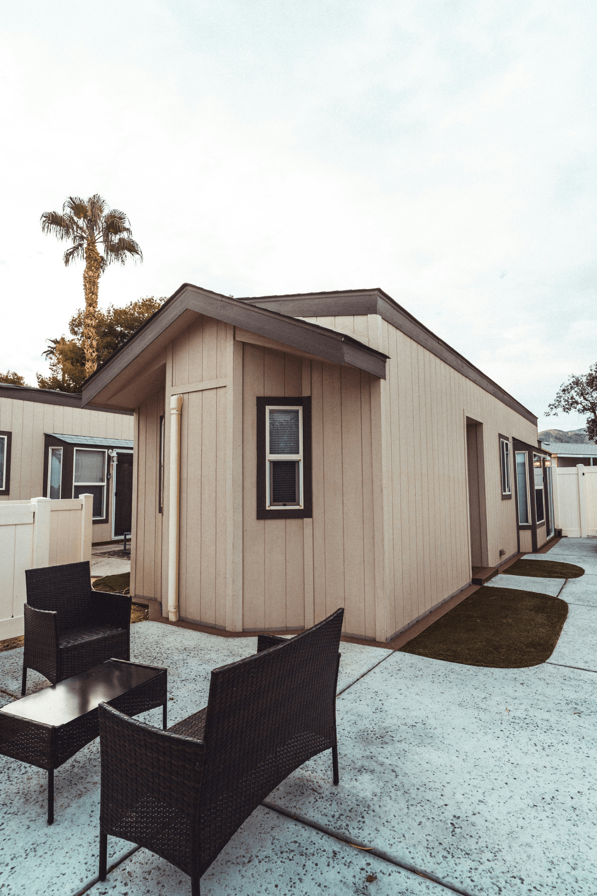 Heap Mobile Homes for Sale - Illustration showing various affordable options for families.