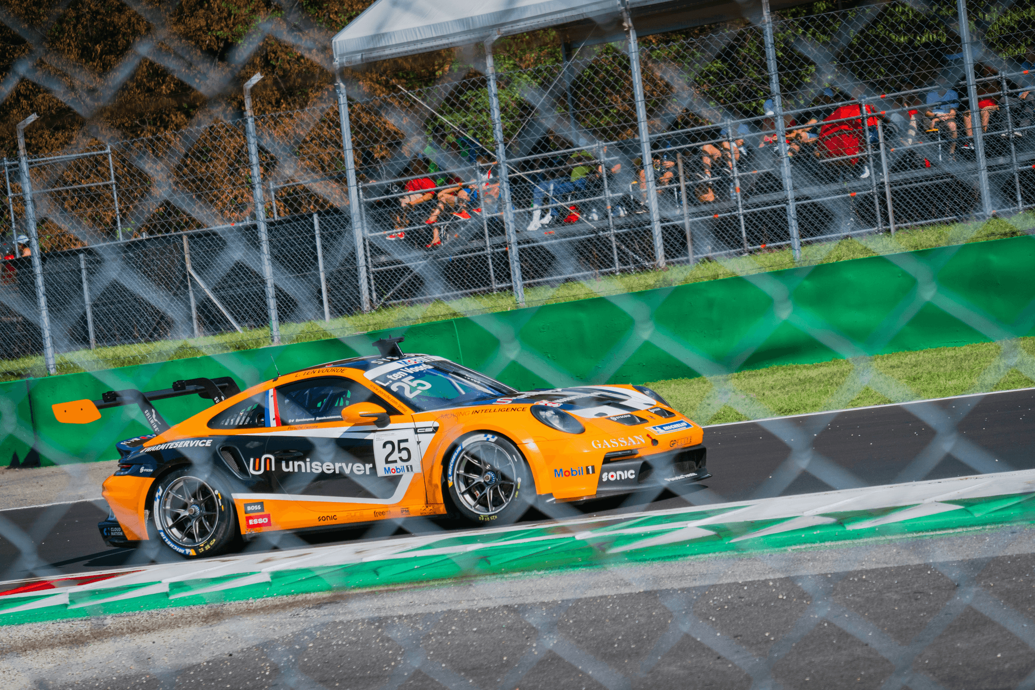 Cool Shirt Systems for Racing Drivers