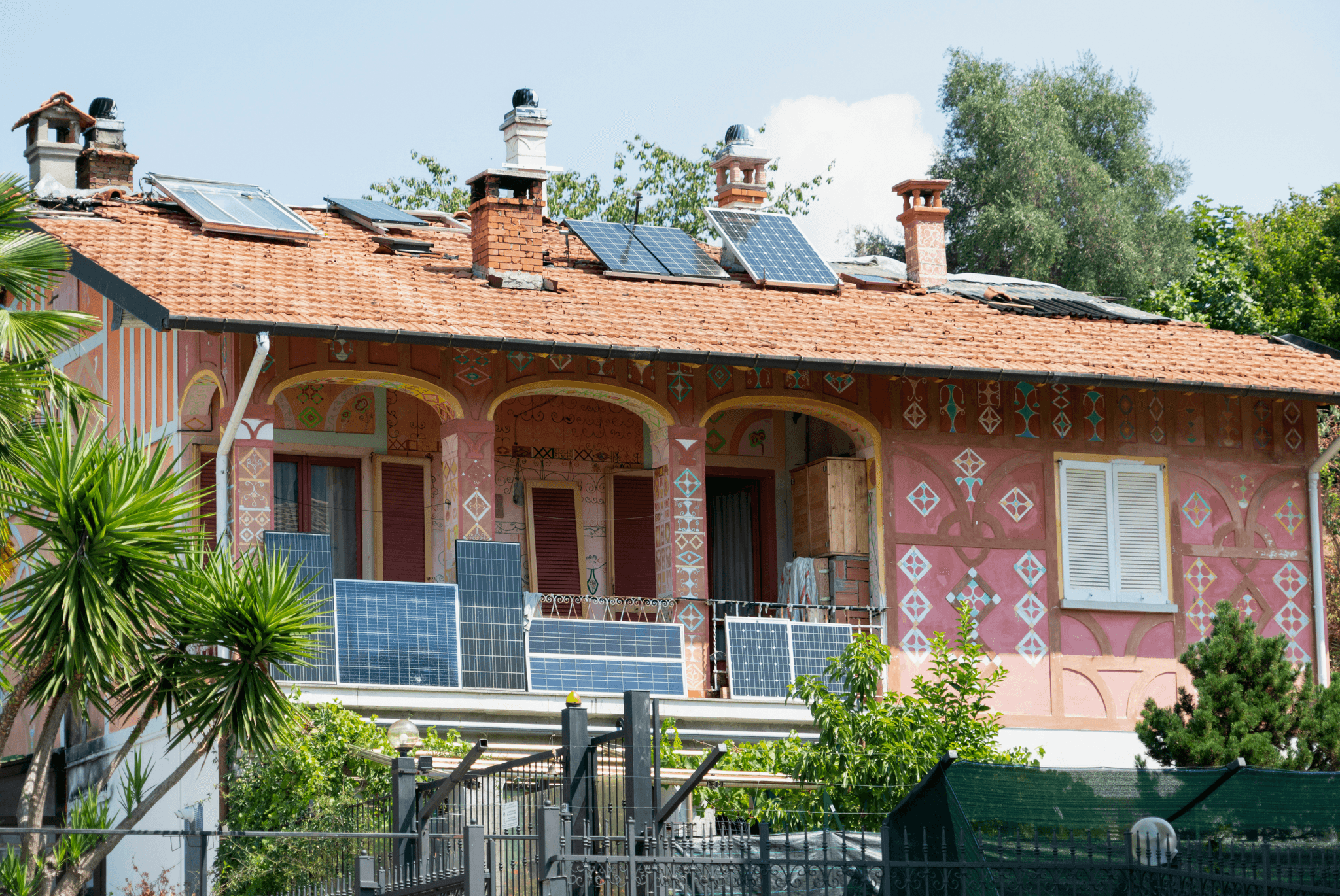 A modern eco-friendly house showcasing sustainability in housing