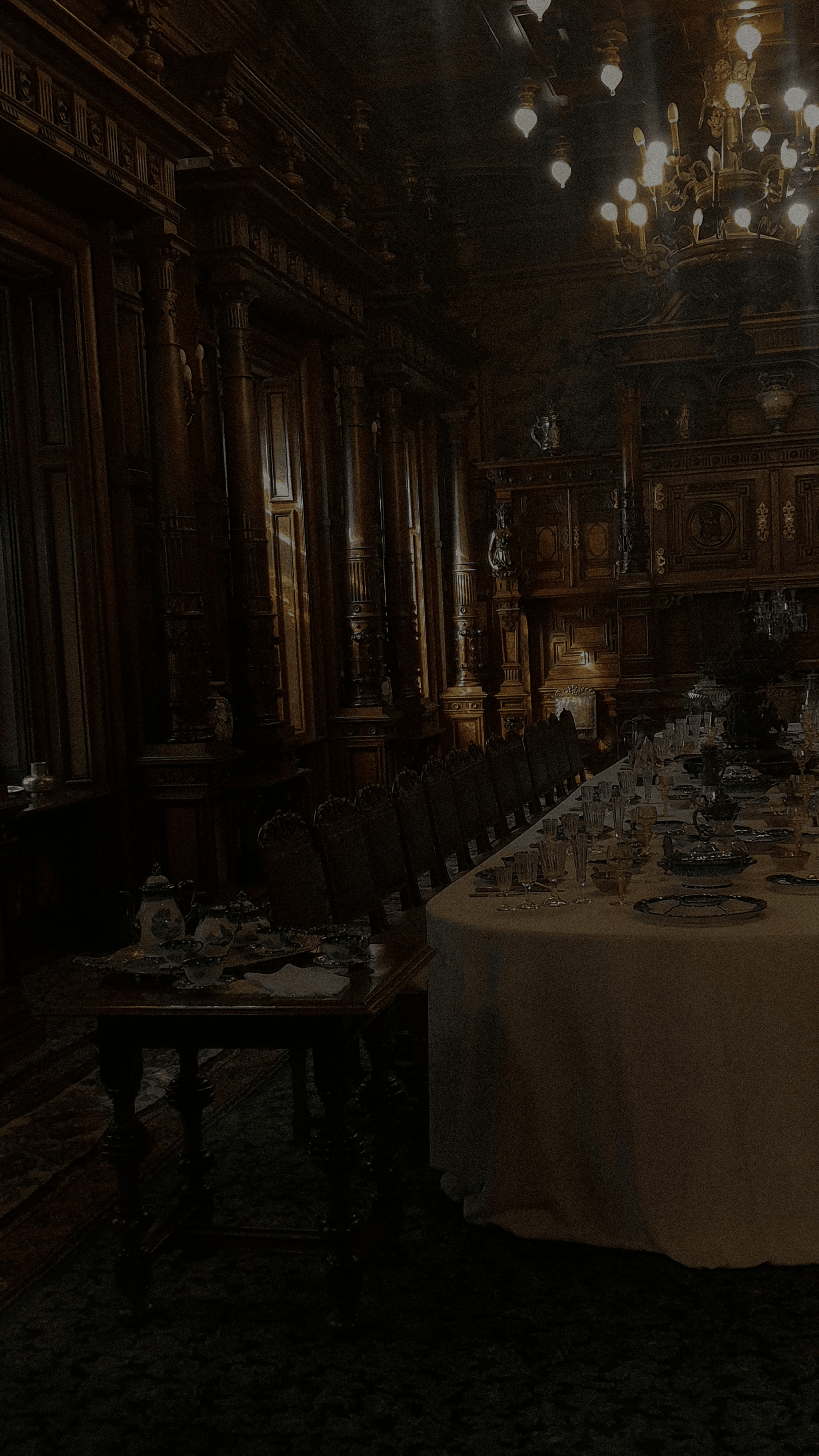 China furniture manufacturer dining table with carvings