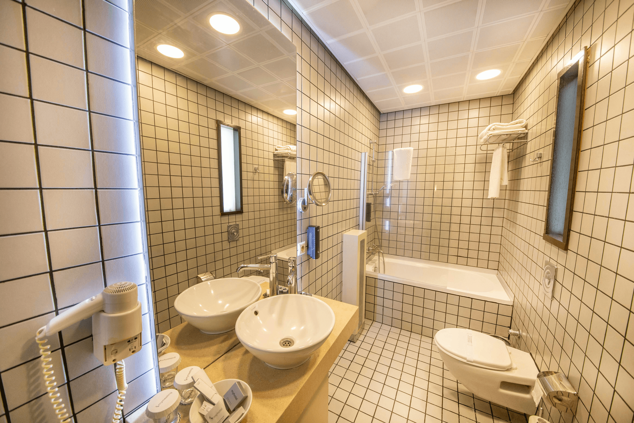 How Much Profit Does a Contractor Make from a Bathroom