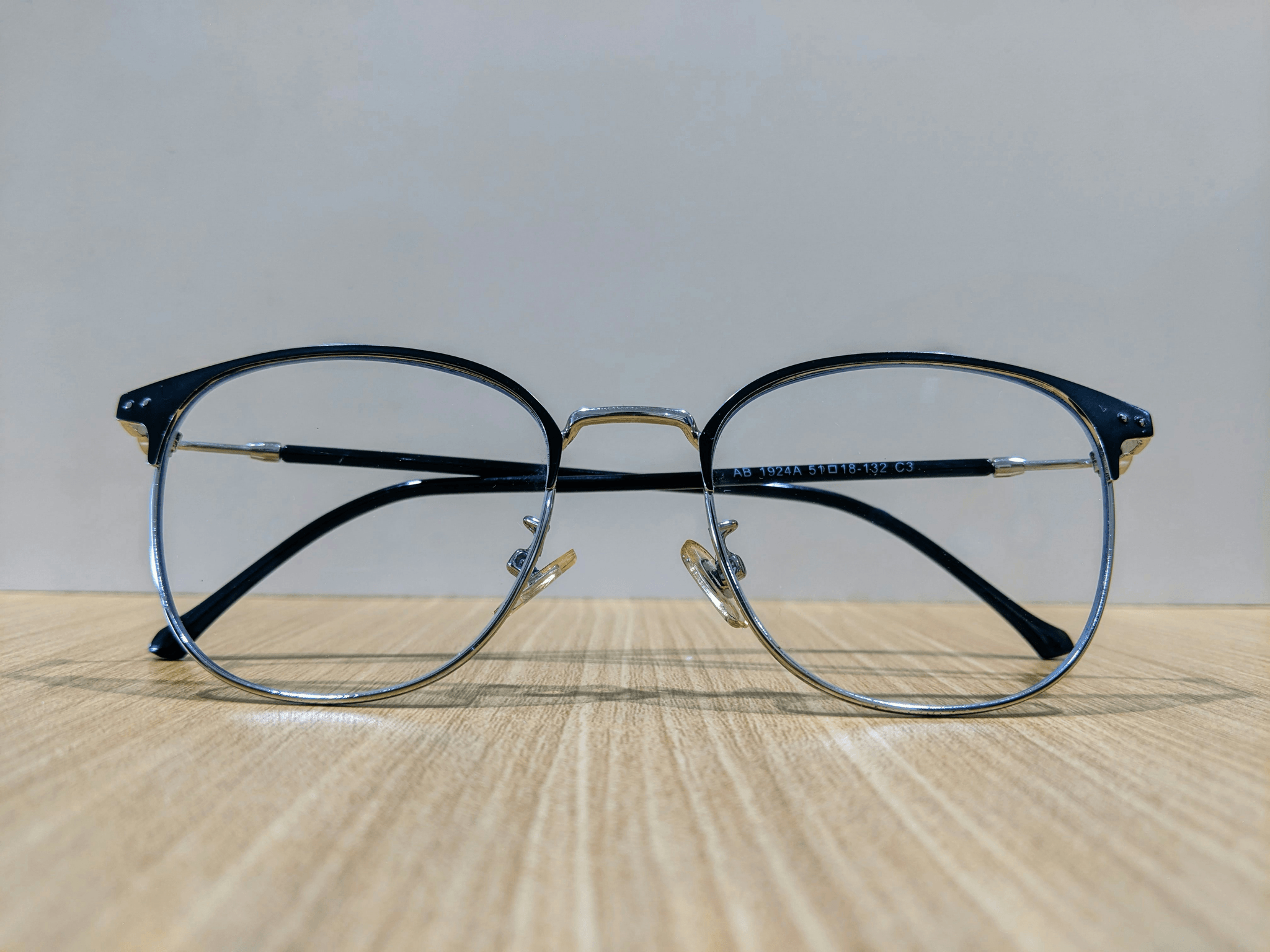 Daposi Eyewear is a top OEM/ODM manufacturer, delivering innovative, high-quality eyewear solutions.