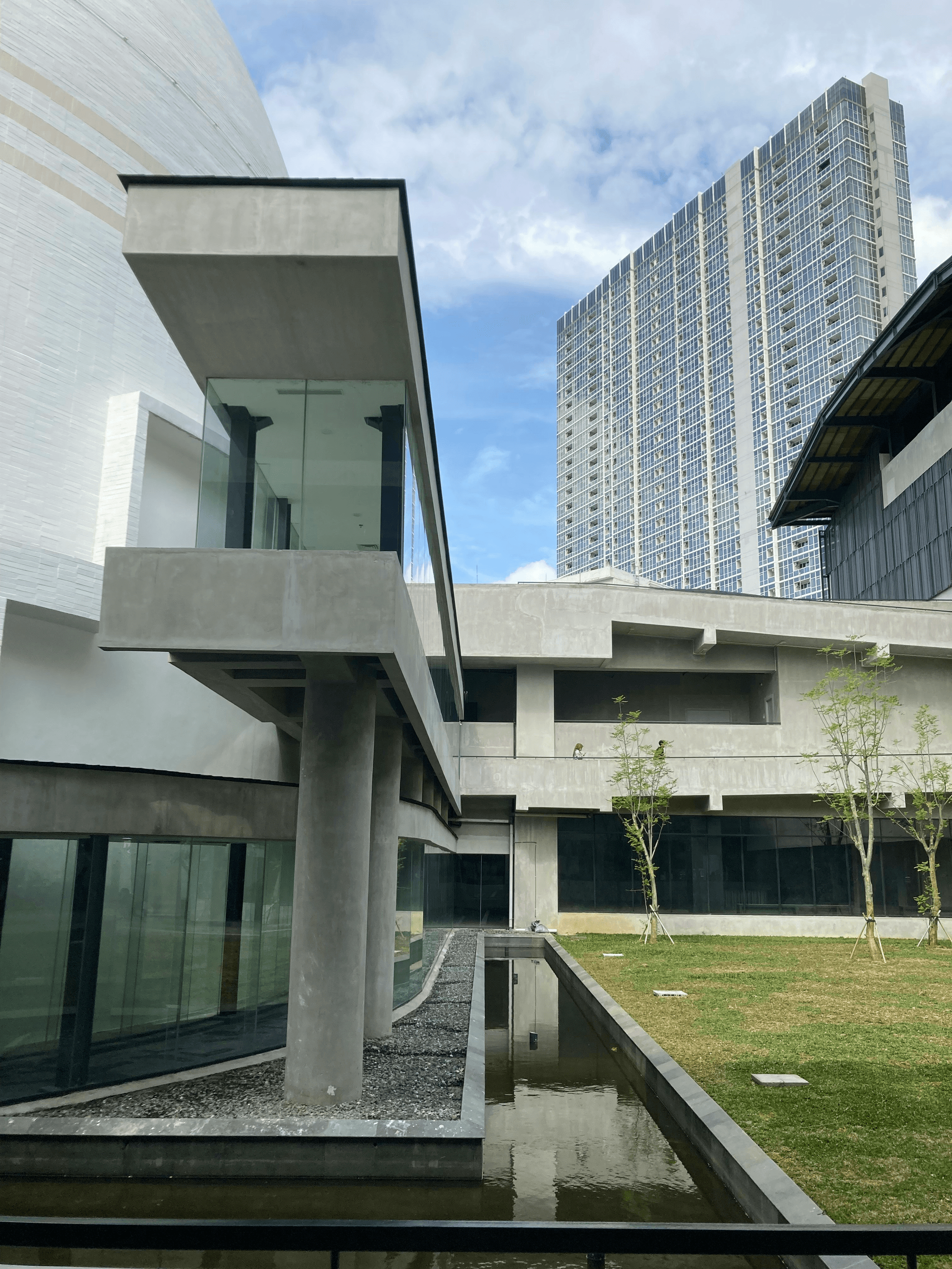 Portable modular building showcasing modern design features.