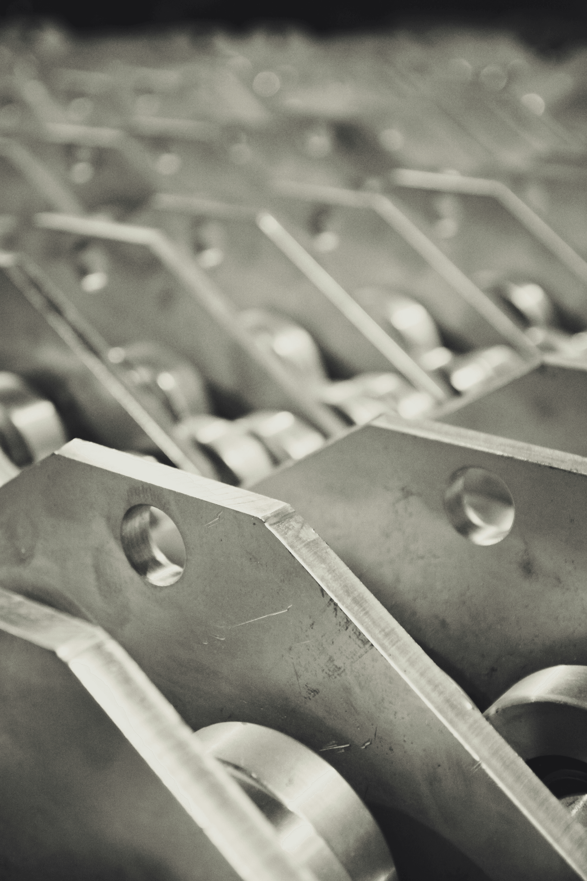 framing machine producing light gauge steel components