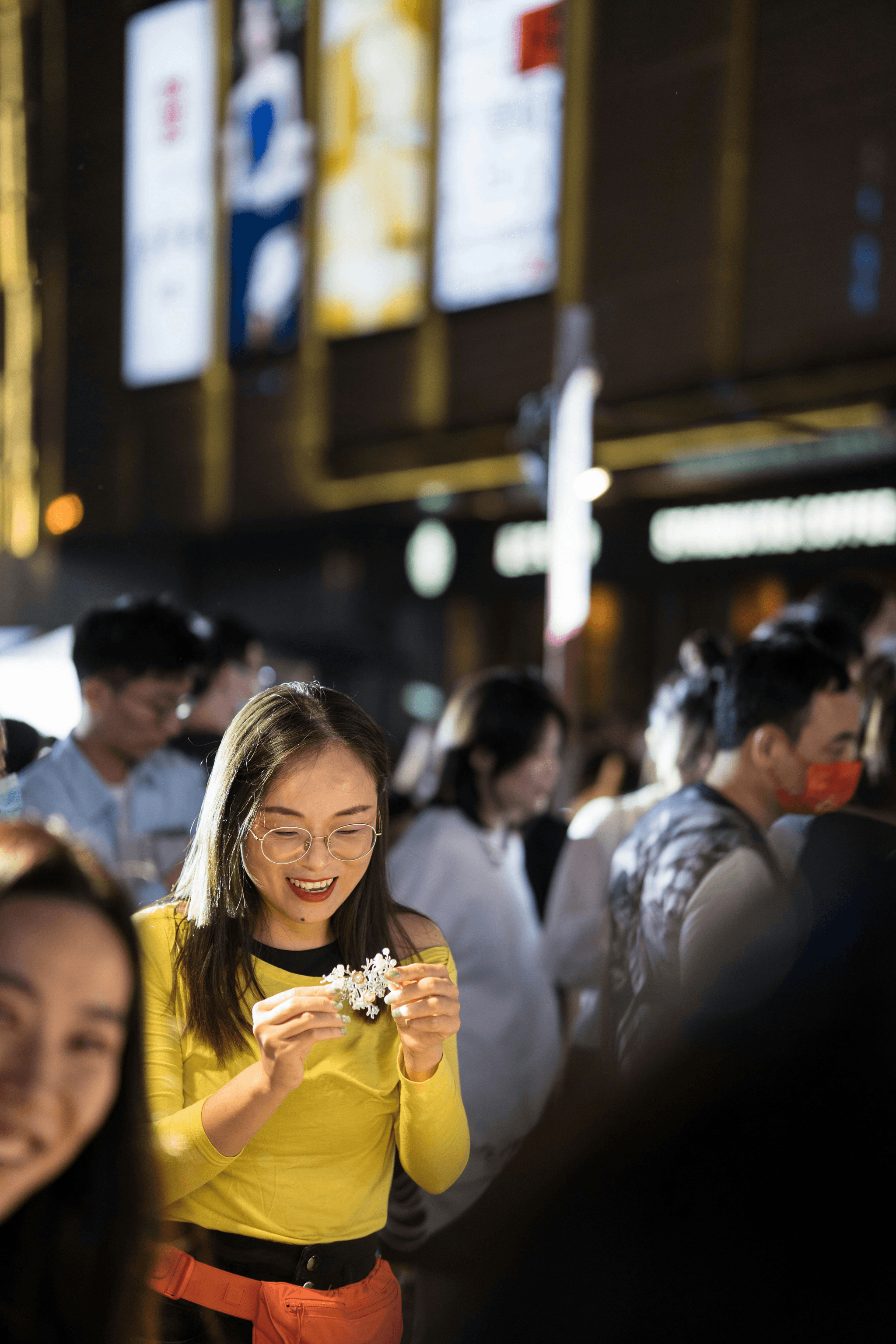 Sourcing Suppliers in China - Networking at Canton Fair