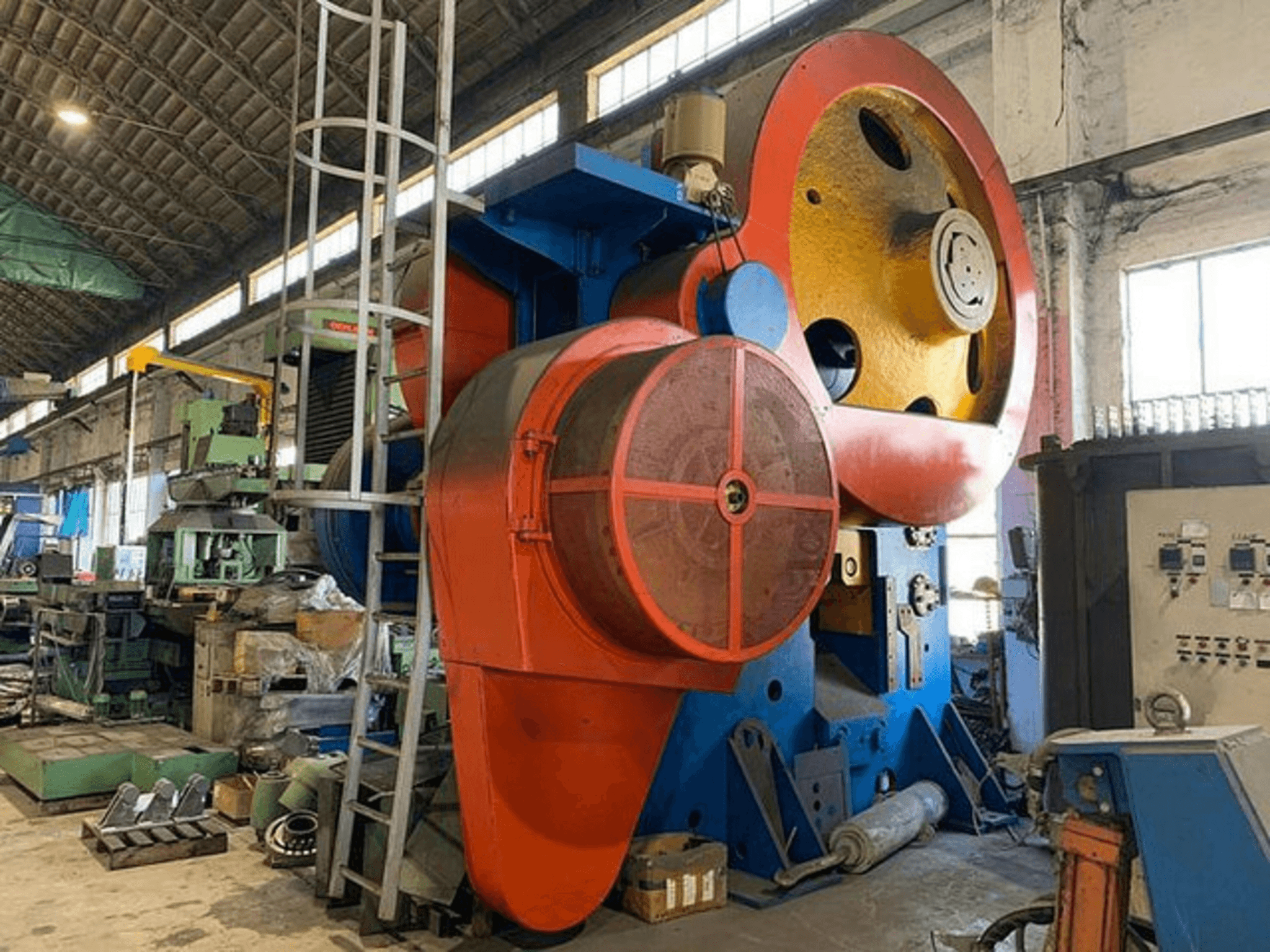 cold formed steel machine used in modern manufacturing