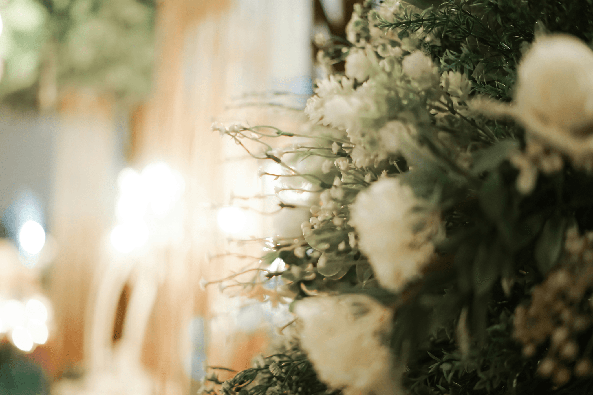what color flowers for death anniversary choices displayed beautifully