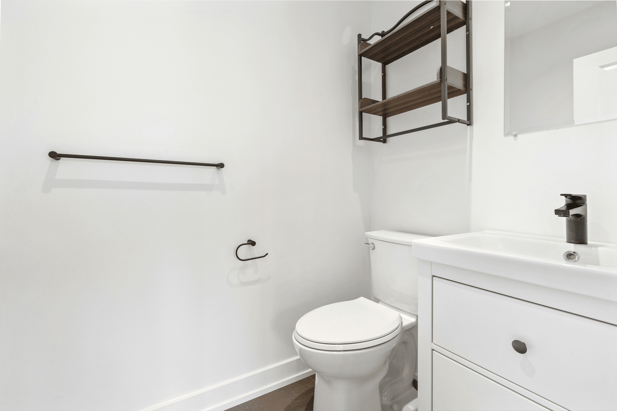 Toilet Inspection checklist ensuring proper functionality