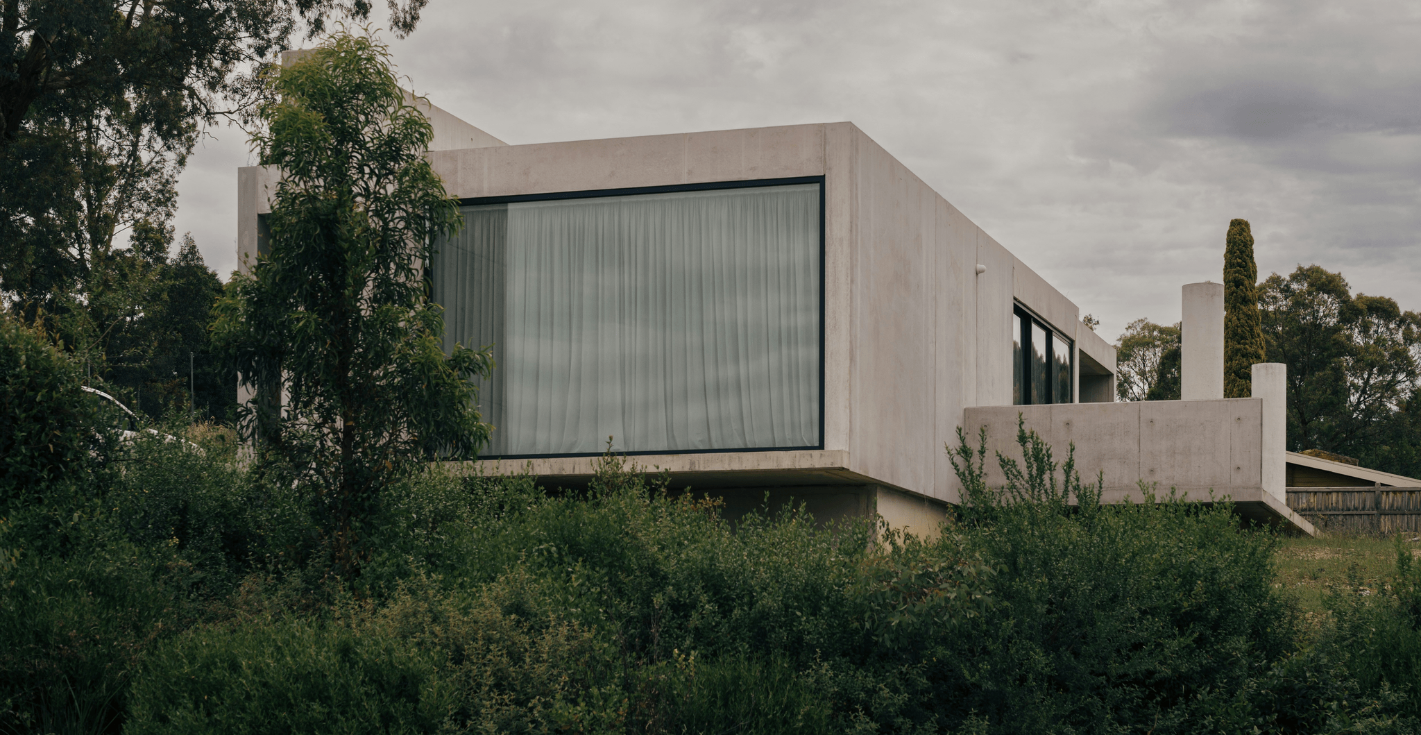 is it cheaper to build a container home comparison image