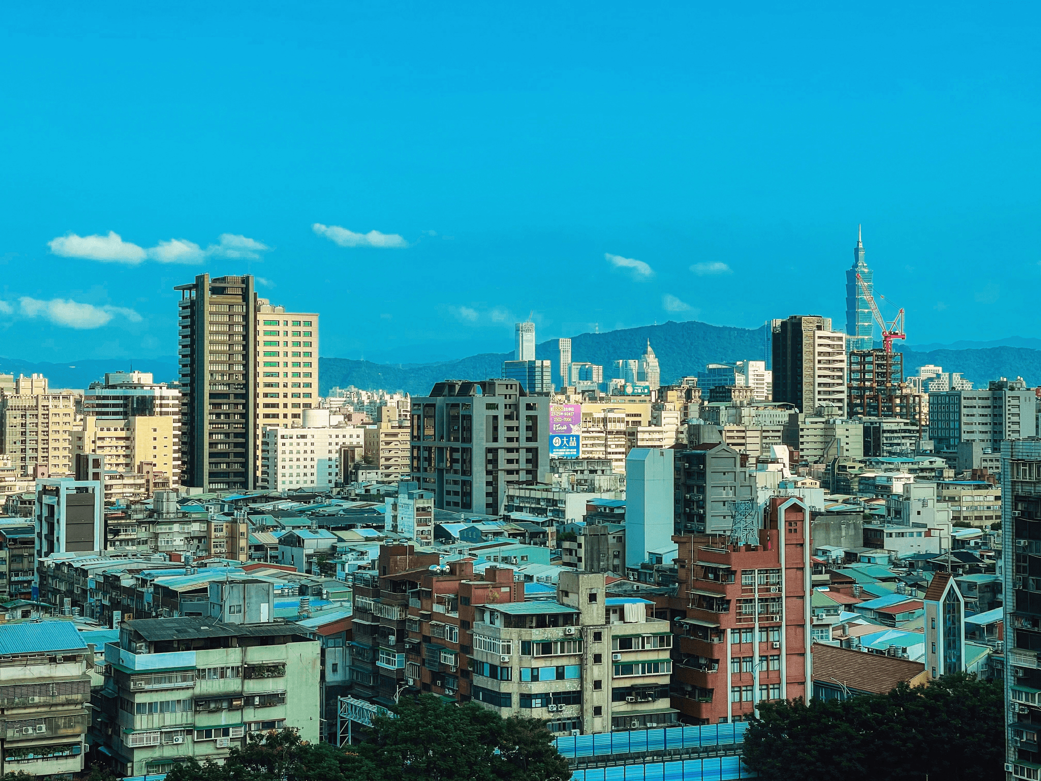 台中認識外國人、台中哪裡認識外國人、台中外國人聚集地、台中外籍人士、台中認識外國朋友