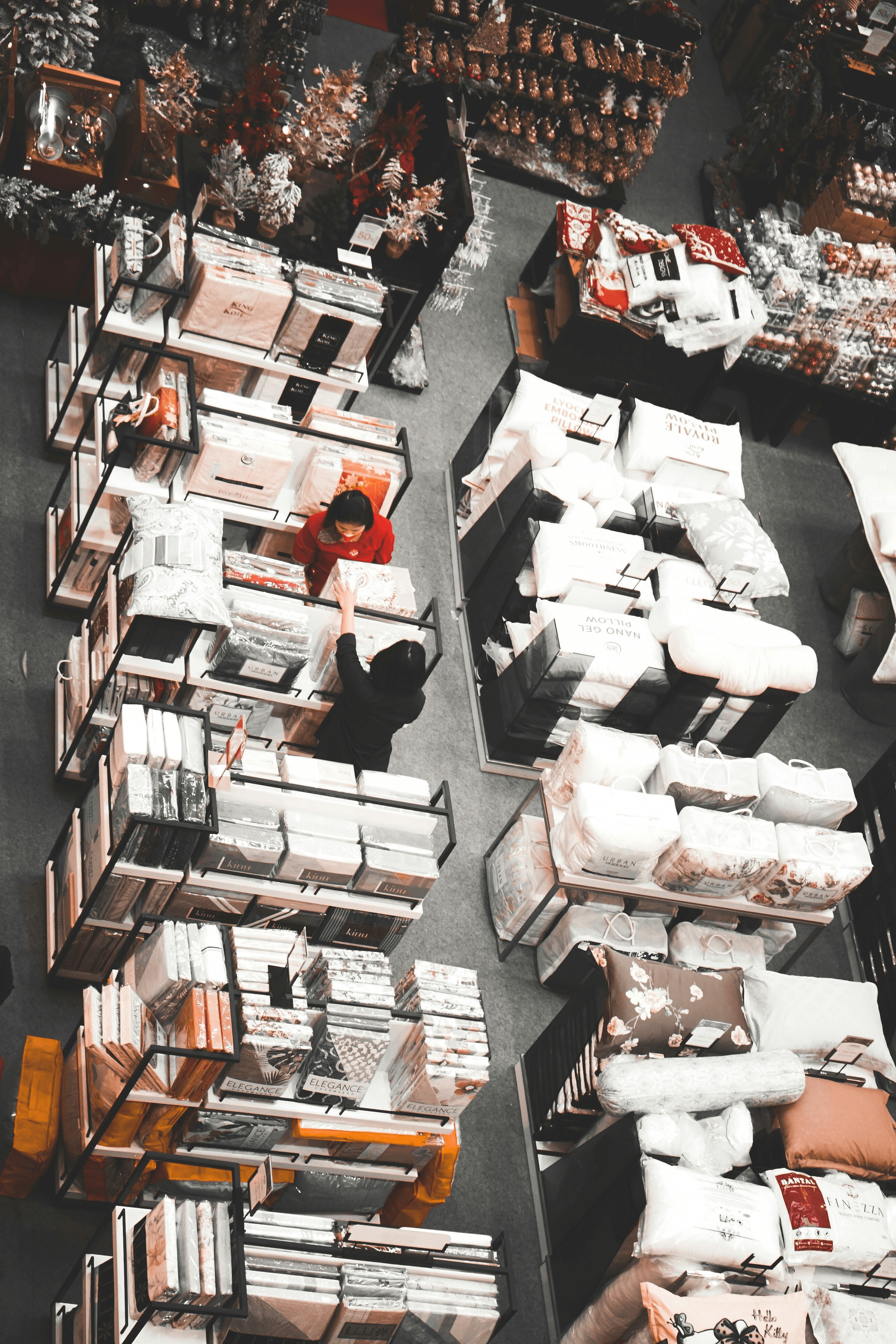 diverse products from chinese wholesale suppliers in a warehouse