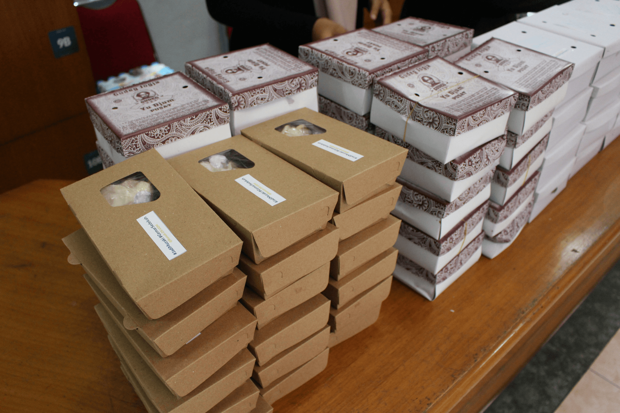 Eco-friendly custom cake boxes for sustainable baking