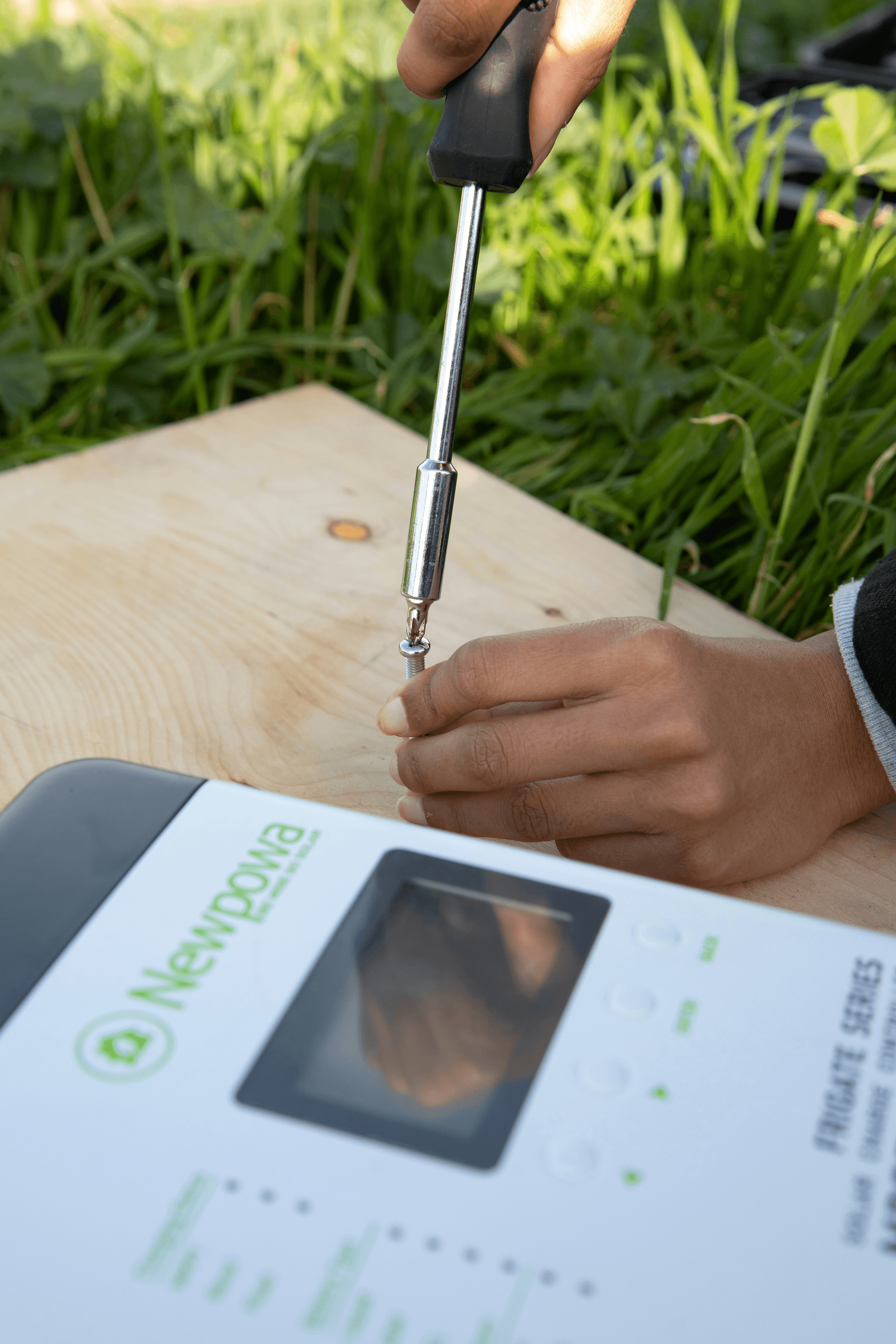 Outdoor Furniture Inspection with emphasis on moisture content measurement.