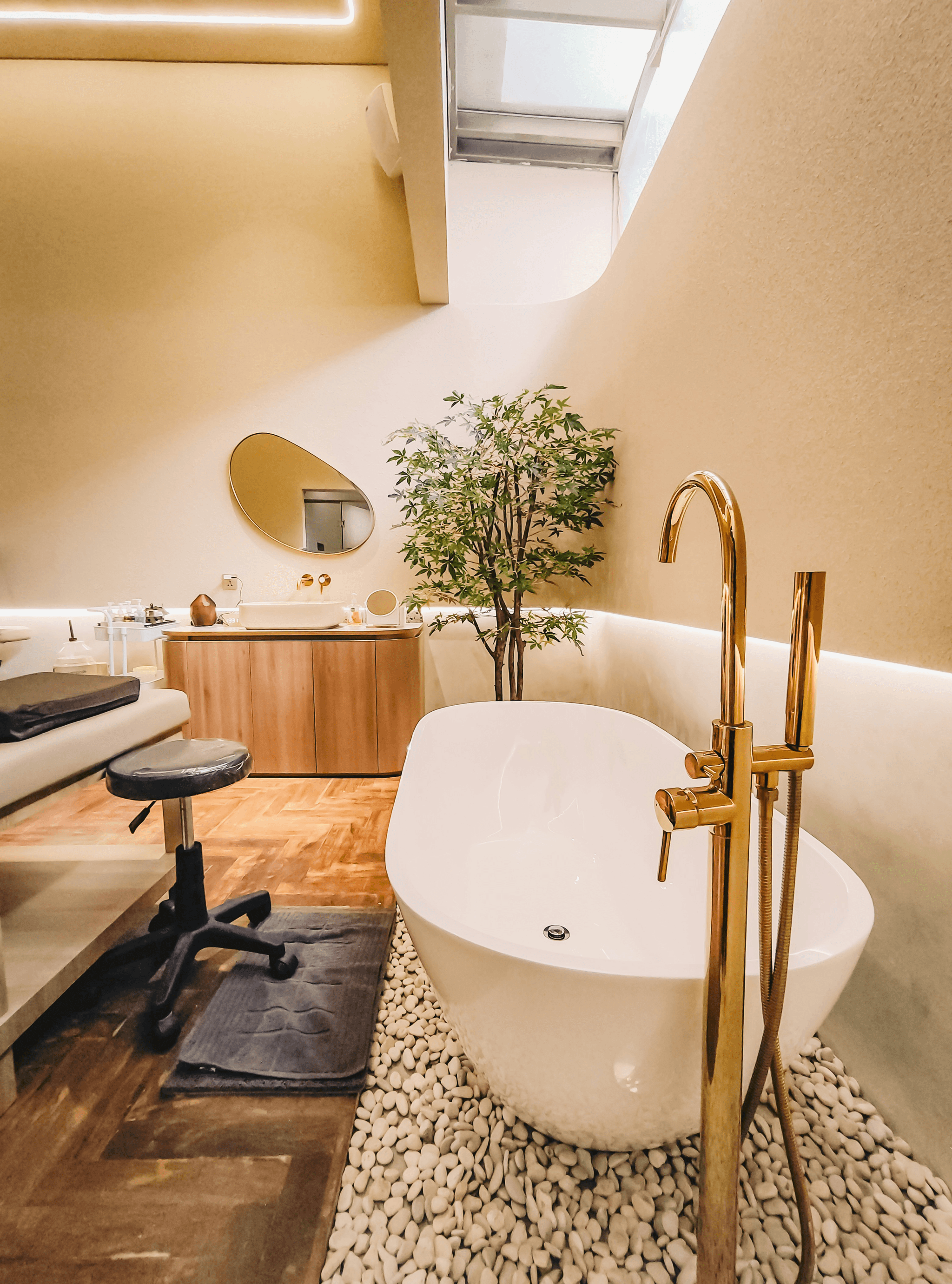 Stylish bathtubs from one of the best bathtub manufacturers